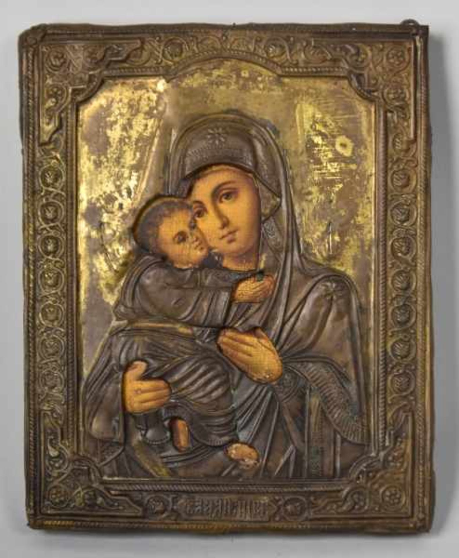 IKONE die Muttergottes innig mit dem Jesuskind verbunden im Typus der Eleusa, geprägte Mettal-