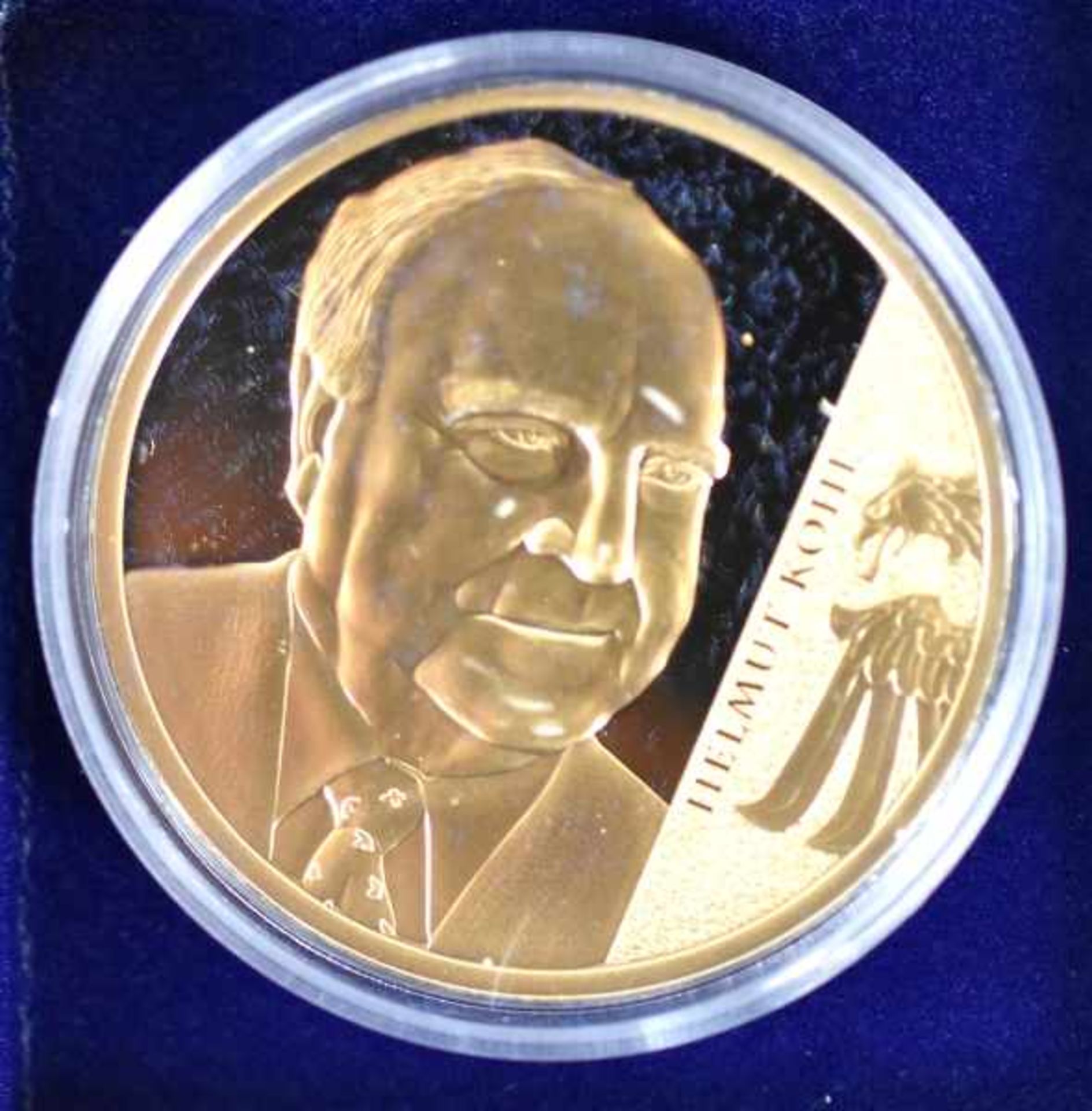 VIER MUENZSAMMLUNGEN verschieden: "Damals in der DDR" 12 Münzen, kupfer-vergoldet, D 40 mm PP, im - Bild 7 aus 8