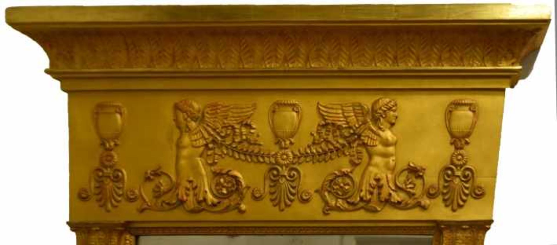 GROSSER DIELENSPIEGEL Goldrahmen mit Reliefdekor: seitlich Rosendekor, Unterseite mit Schwänen, - Bild 2 aus 2