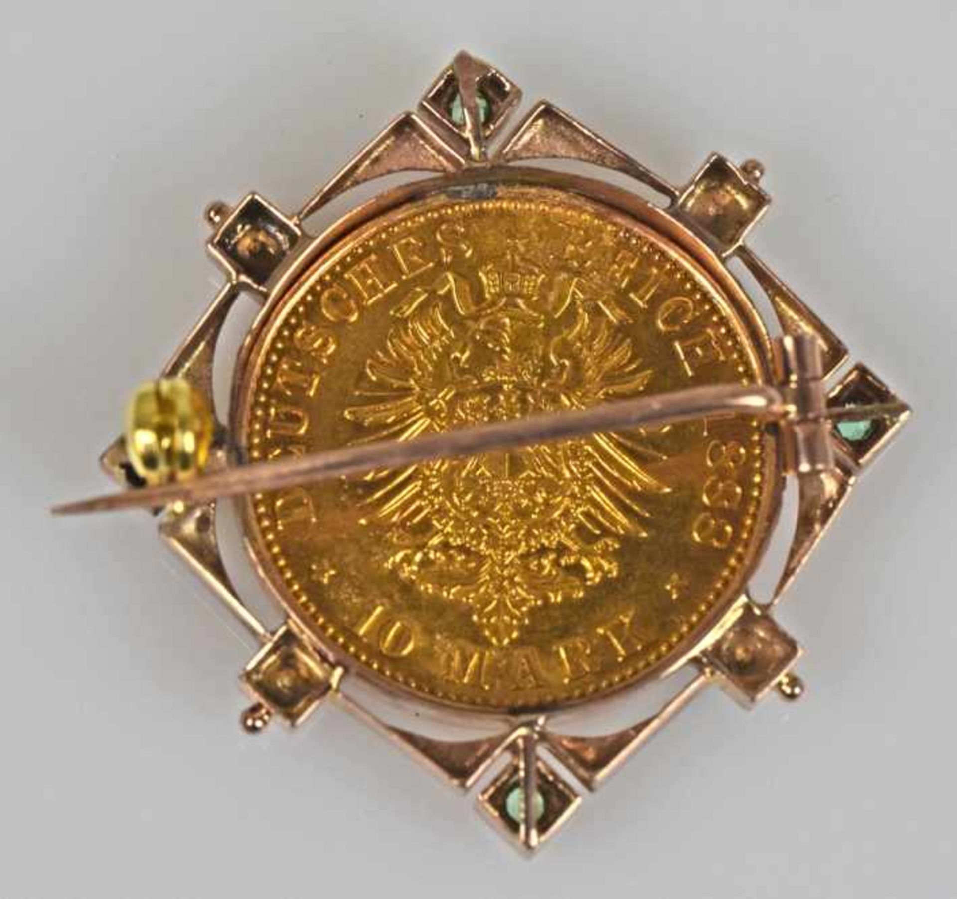 MÜNZBROSCHE Goldmünze Friedrich von Preussen, 10 RM, in vergoldeter Fassung, 30x30mm- - -23.00 % - Image 2 of 2