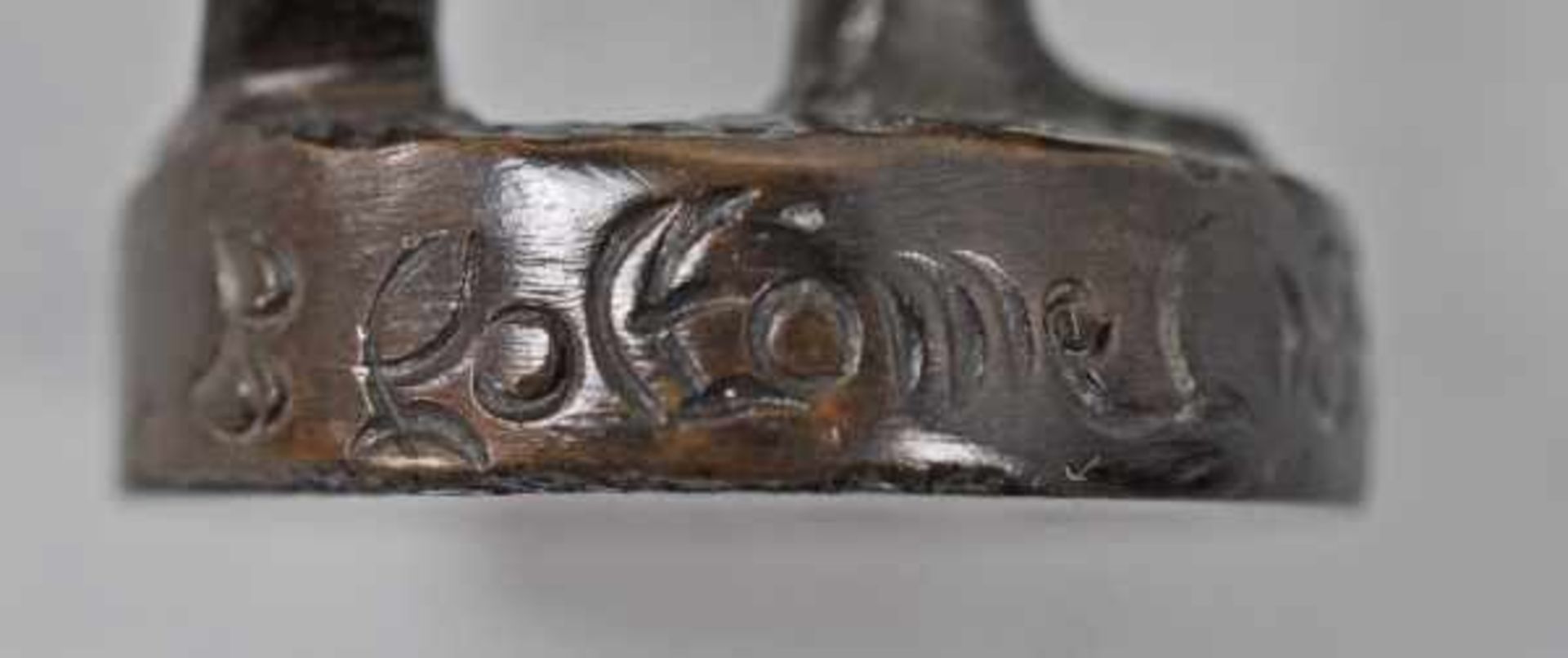FISCHERJUNGE mit Angel u. Korb, auf runder Basis, signiert "B. Coltomel", Bronze patiniert, H - Image 4 of 6