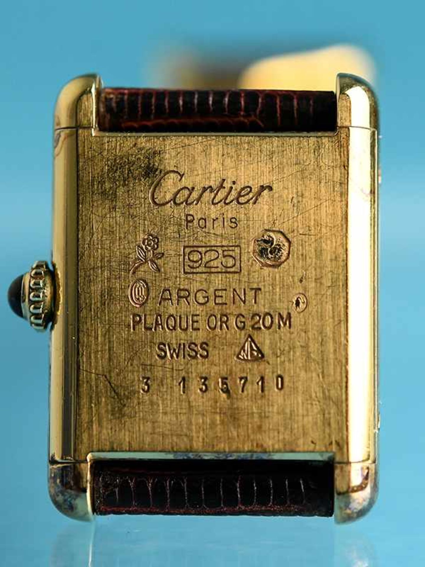 Damenarmbanduhr, bezeichnet Cartier, 20. Jh. 925/- Silber, vergoldet. Schlichtes Gehäuse mit - Bild 2 aus 3