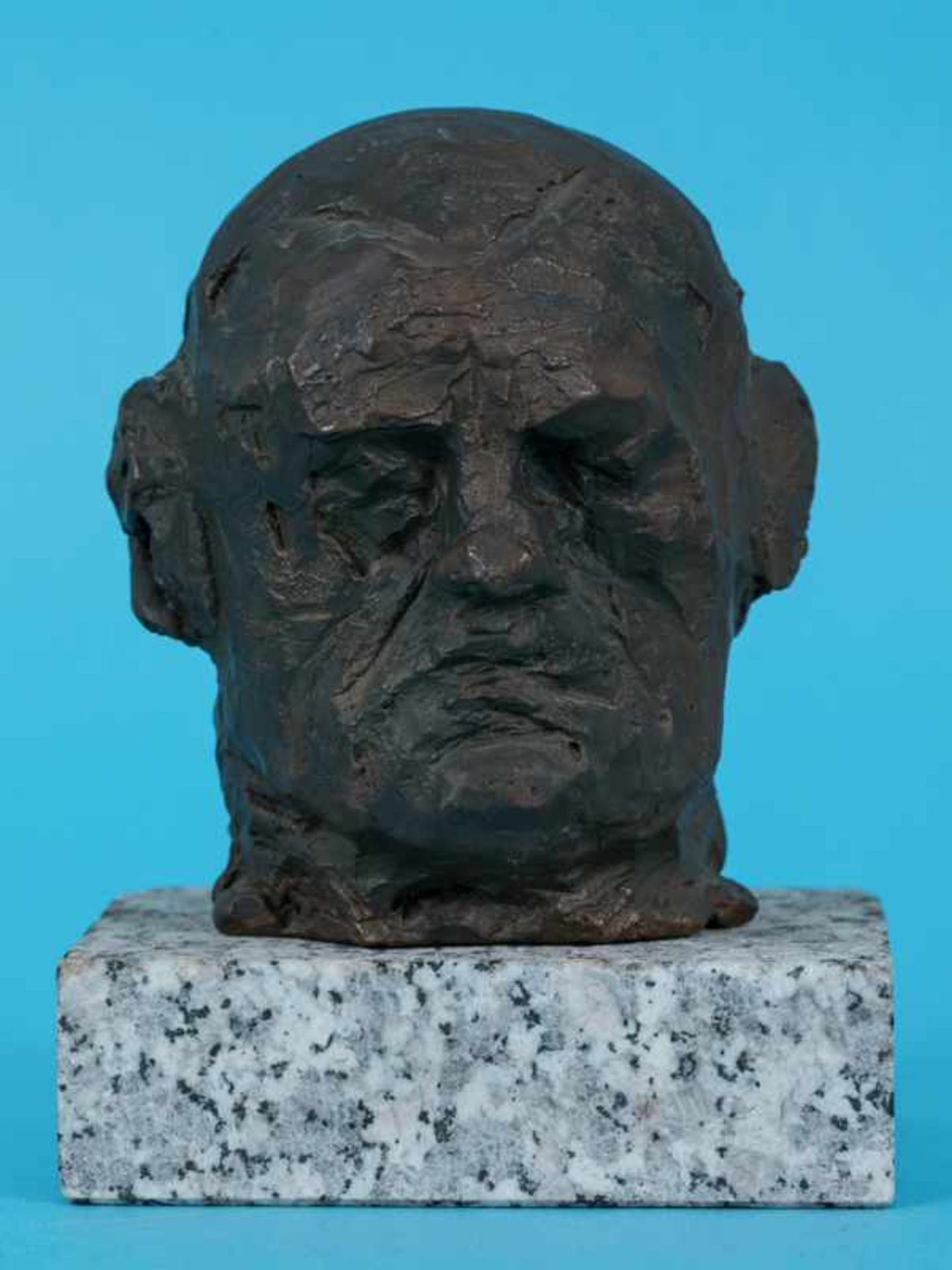 Hrdlicka, Alfred (1928 - 2009). Bronzeplastik "Selbstportrait", ca. 1986; Kopfplastik, innen hohl