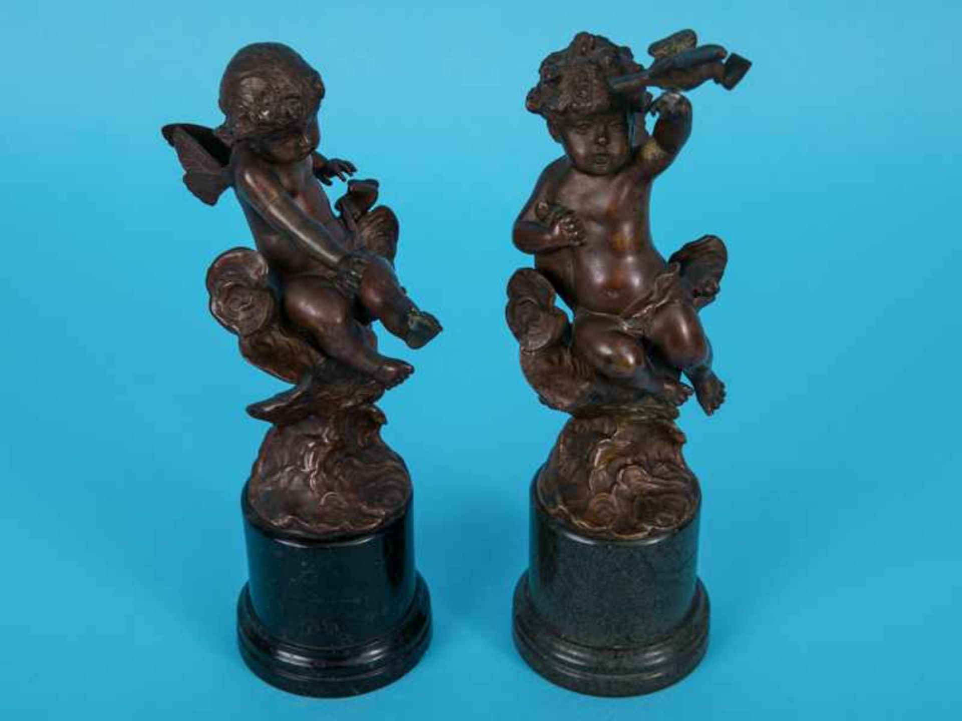 Iffland, Franz (1862 - 1935). Paar Putti-/Amoretten-Figurenplastiken, Bronze, goldbraunfarbig - Bild 2 aus 12
