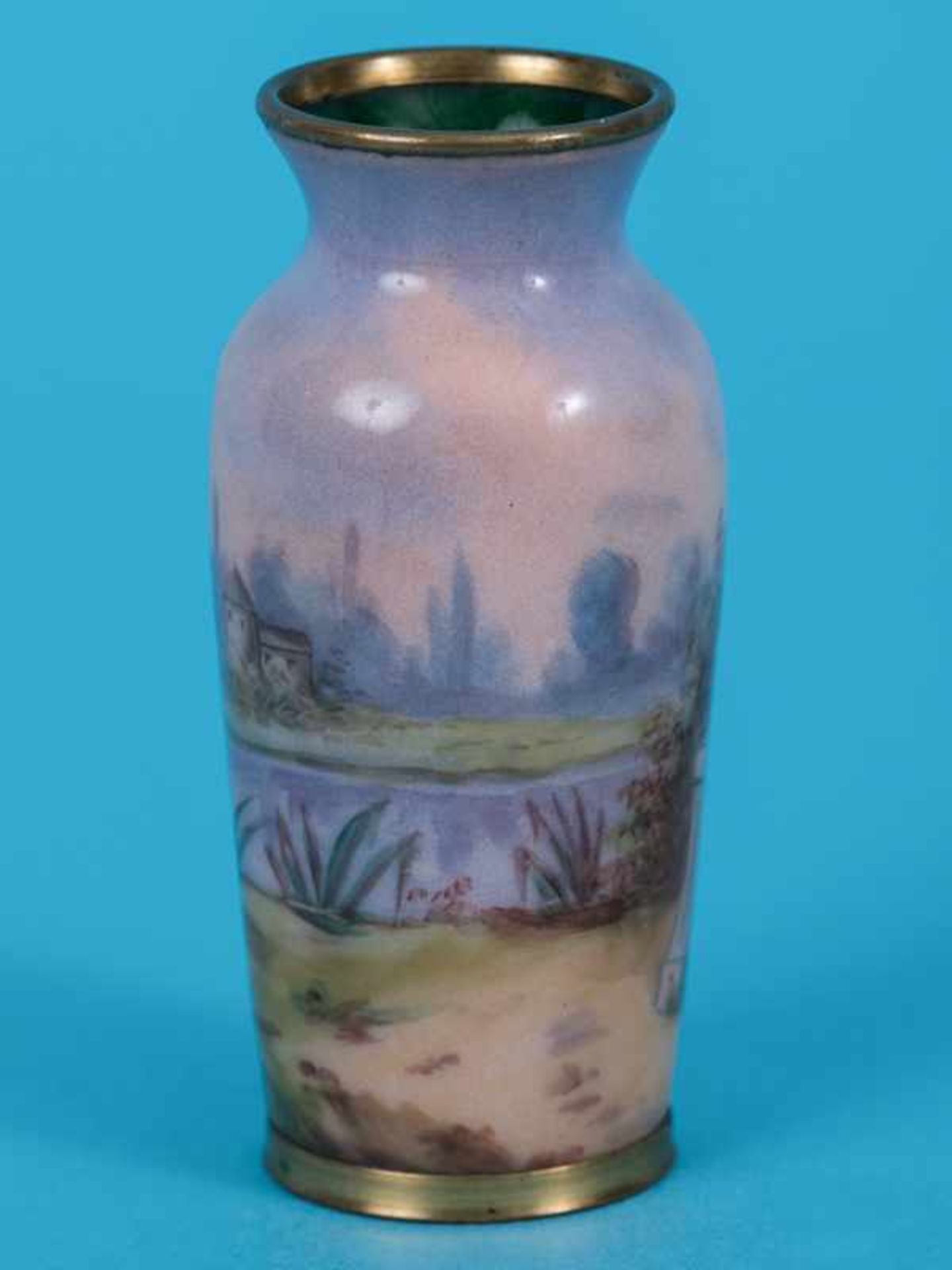 Miniaturvase, Frankreich (Limoges ?), Ende 19. Jh. Emaille auf Messing. Geschulterte Korpusform - Bild 8 aus 8