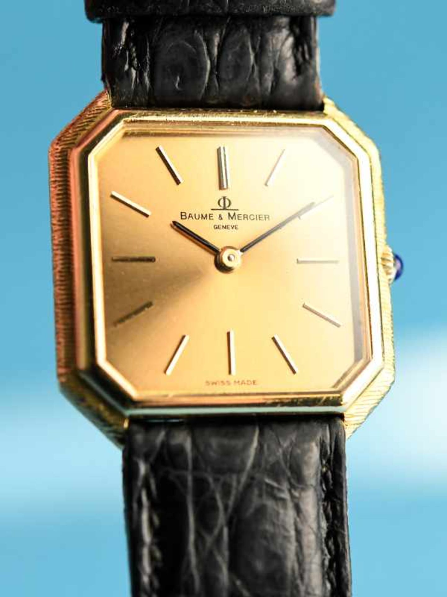 Armbanduhr, Baume & Mercier, Geneve, 80- er Jahre Gehäuse in 750/- Gelbgold. Braunes Lederarmband in