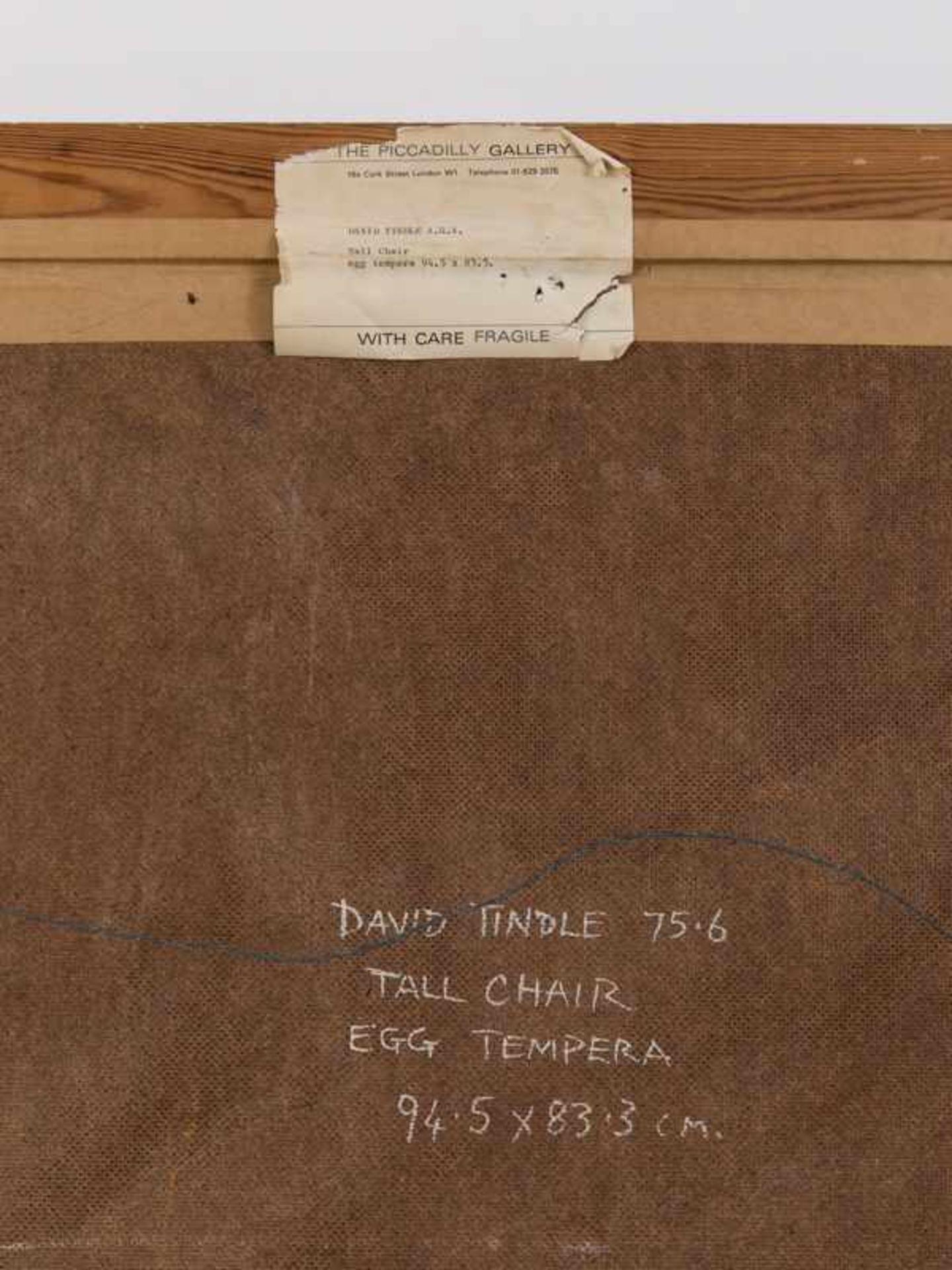 Tindle, David (*1932). Tempera auf Hartfaserplatte; "Tall Chair" (Interieur mit 2 Stühlen und - Image 6 of 6