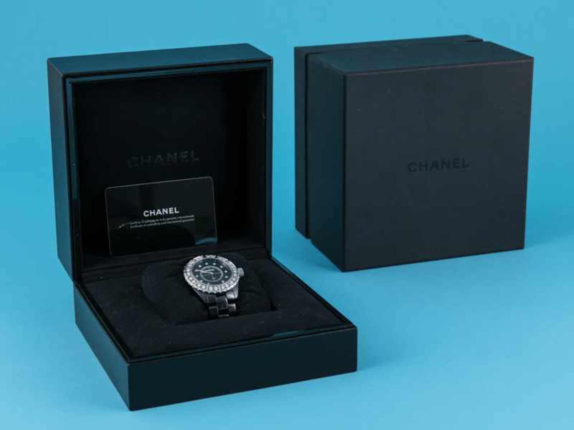 CHANEL-Armbanduhr, J12, schwarze Keramik mit Brillanten, zusammrn ca. 0,48 ct, Frankreich, Paris, - Bild 5 aus 5
