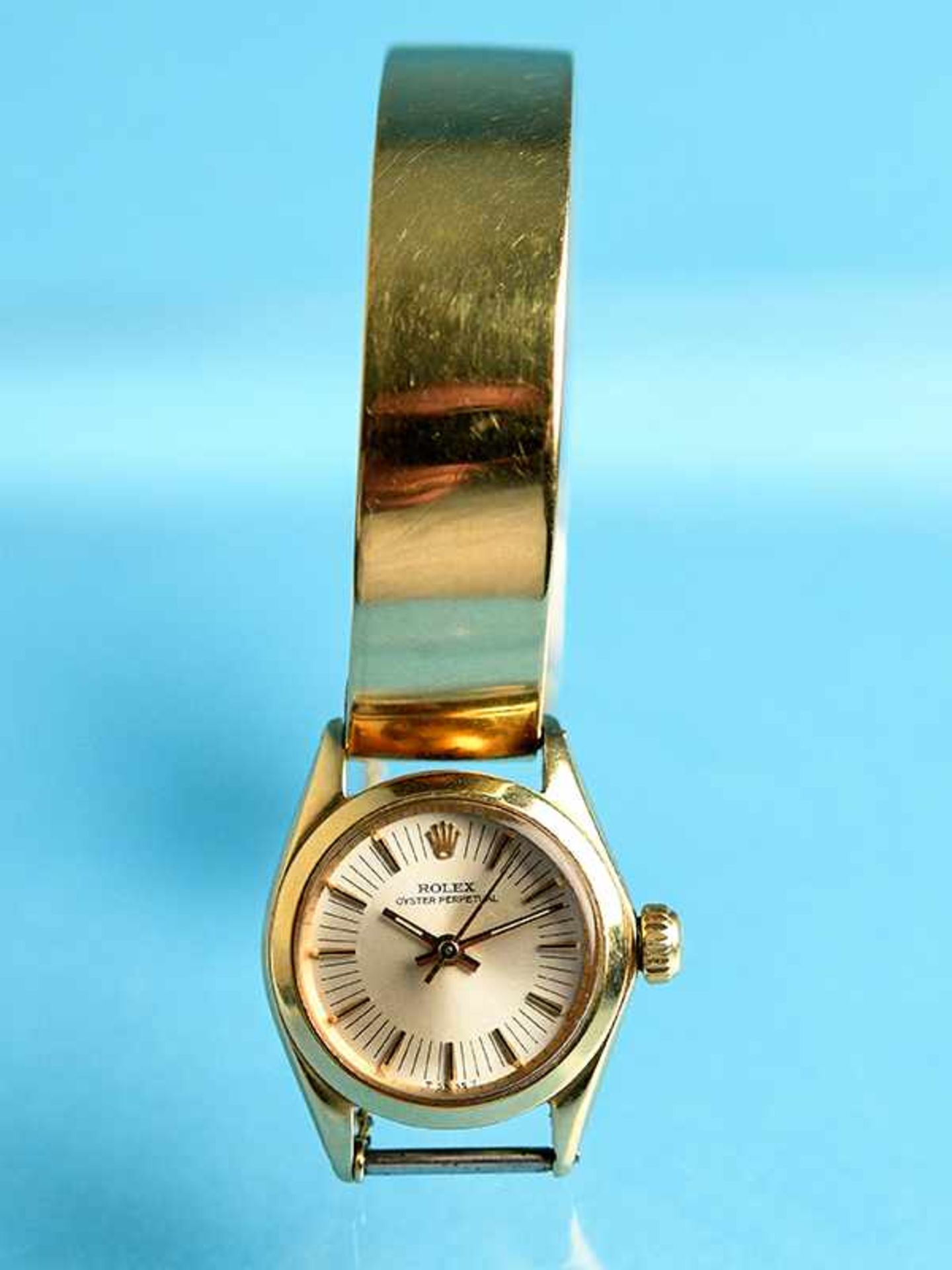 Damenuhr-Rolex "Oyster Perpetual" mit goldener Armspange, 20. Jh. 750/- Gelbgold. Gesamtgewicht - Bild 3 aus 3