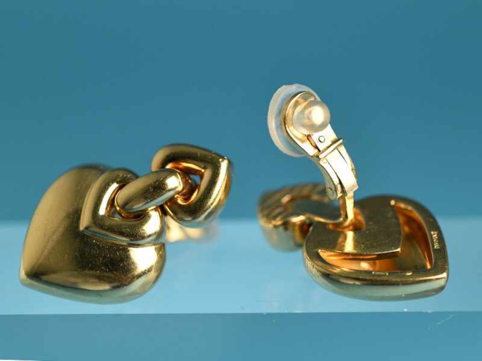 Ohrclip, Bulgari, Italien, 20. Jh. 750/- Gelbgold. Gesamtgeicht ca. 32,8 g. Bewegliche - Image 5 of 5