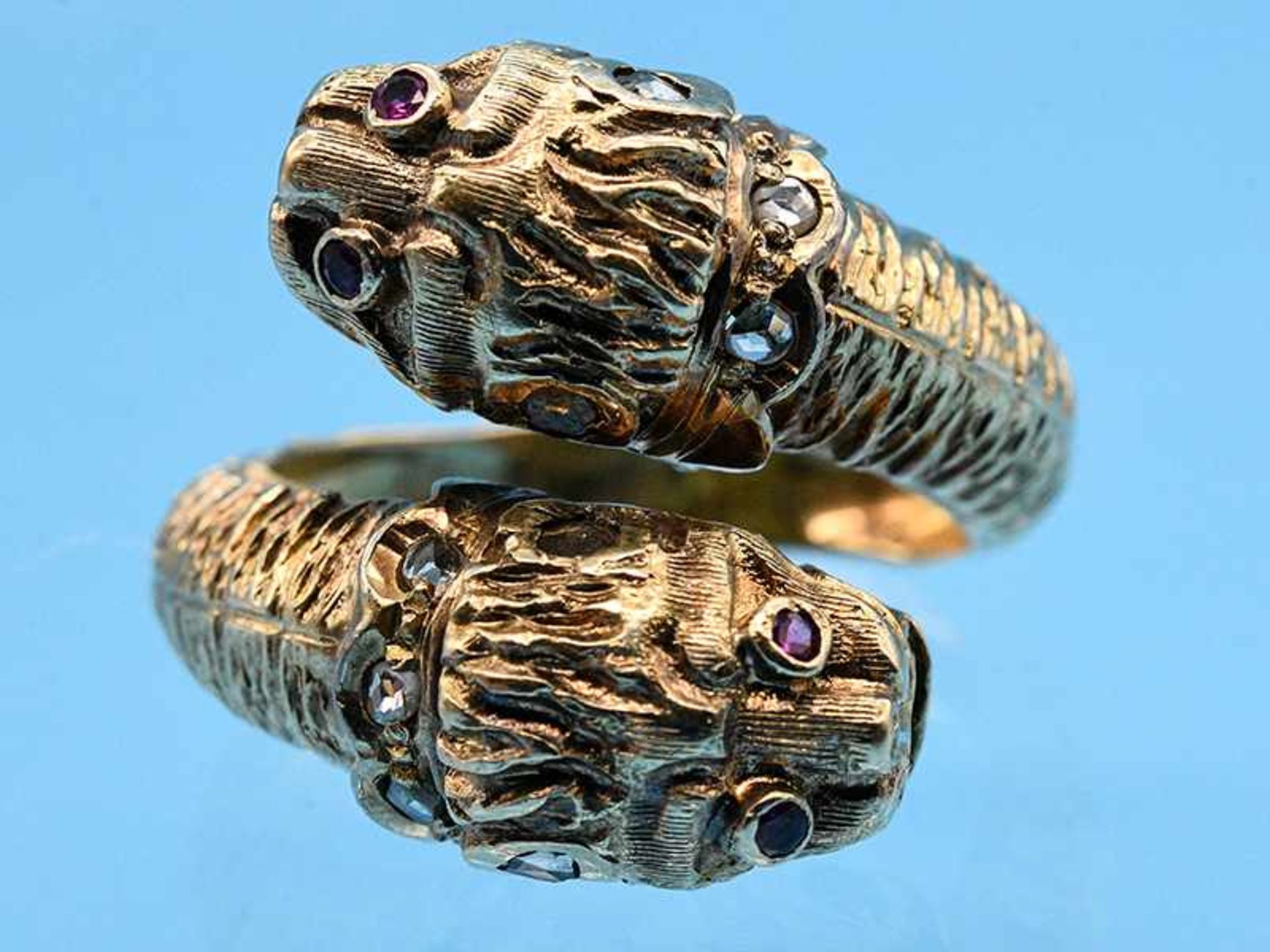 Ring " Löwenköpfe" mit kleinen Diamanten und Rubinen, Goldschmiedearbeit von Ilias Lalaounis, - Bild 5 aus 7