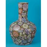 Große Flaschenvase, China, Republik-Zeit (1. Hälfte 20. Jh.). Porzellan mit polychromem