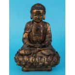 Buddha-Plastik, Tibet/China, 16. - 18. Jh. Bronze mit originaler Vergoldung; auf Lotusblütensockel
