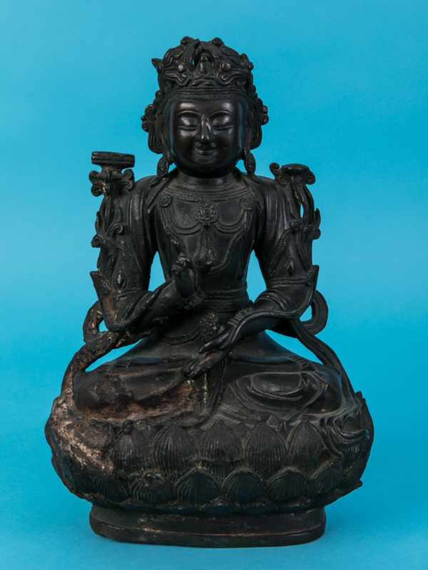 Buddha-Plastik "Tarjani Mudra"/Guan Yin, Tibet, 17./18. Jh. Bronze mit Resten von alter originaler