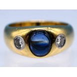 Bandring mit Saphir-Cabochon und 2 Brillanten, zusammen ca. 0,3 ct, Goldschmiedearbeit, 90- Jahre.