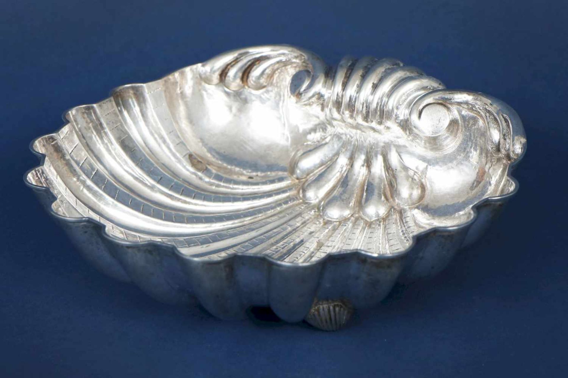 Silber Muschelschale800er Silber, Italien, 20. Jahrhundert, naturalistische Muschelform auf 3 - Bild 2 aus 2