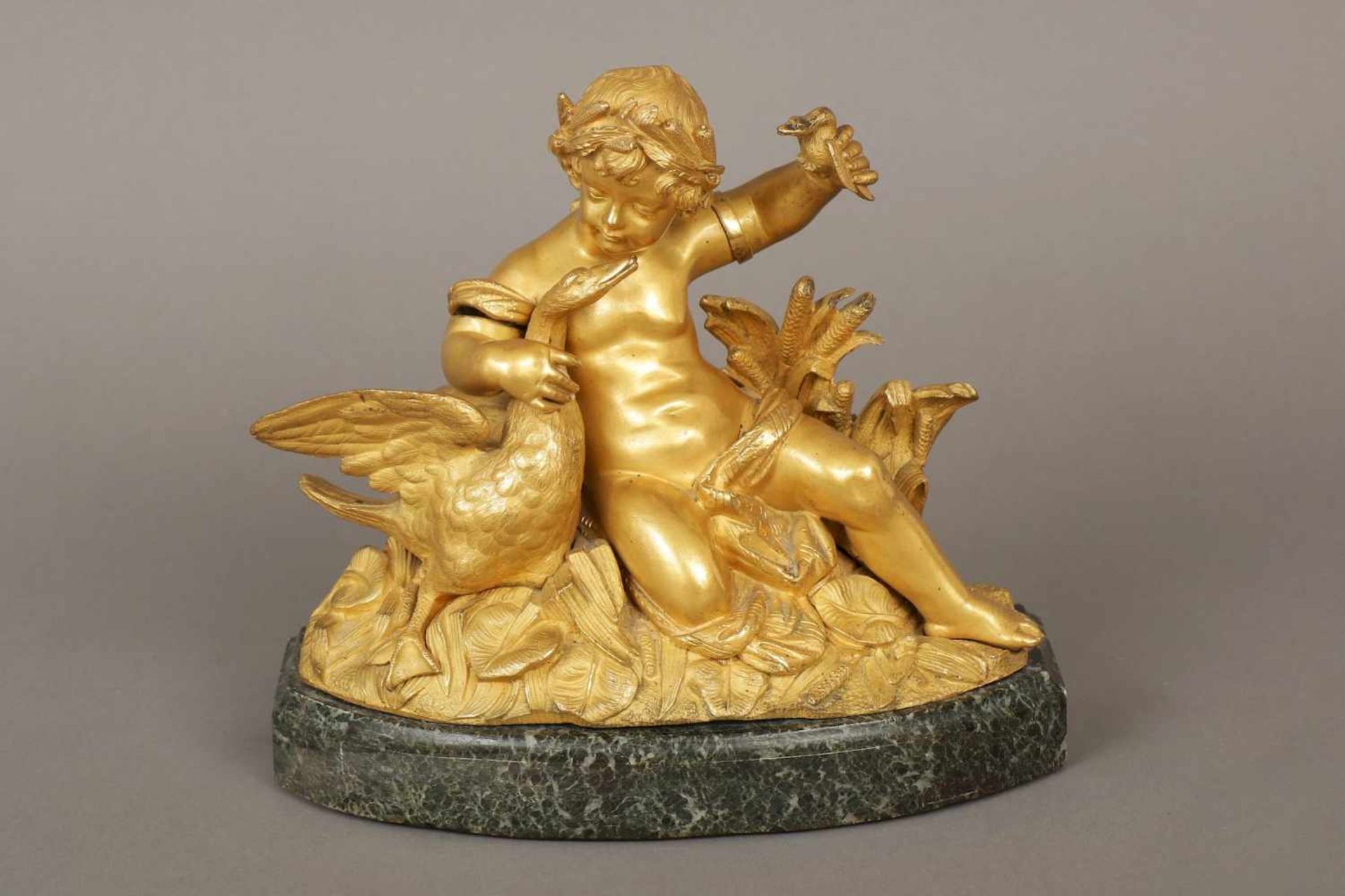 Bronzefigur ¨Putto/allegorische Figur mit Vögeln auf Blätterbett¨Frankreich, 1. Hälfte 19. Jhdt.,