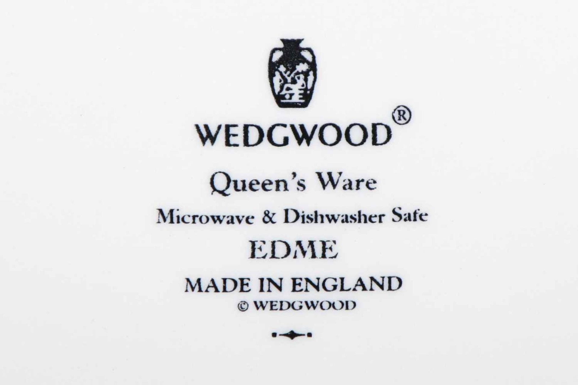 Umfangreiches WEDGWOOD Speiseservice ¨Queen Ware¨/¨Edme¨beige glasiert, geripptes Dekor, bestehend - Bild 2 aus 2