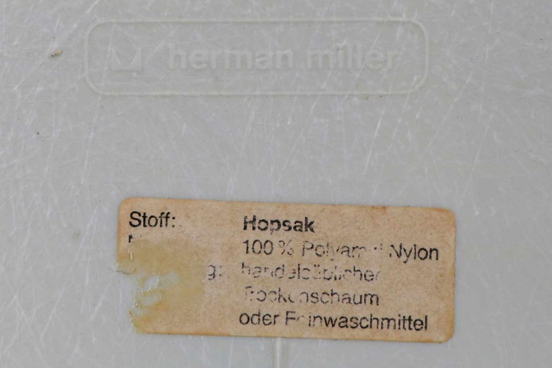 CHARLES EAMES ¨Plastic Side Chair¨Ausführung HERMAN MILLER, USA, um 1975, helle Fiberglas-Sitzschale - Bild 3 aus 3