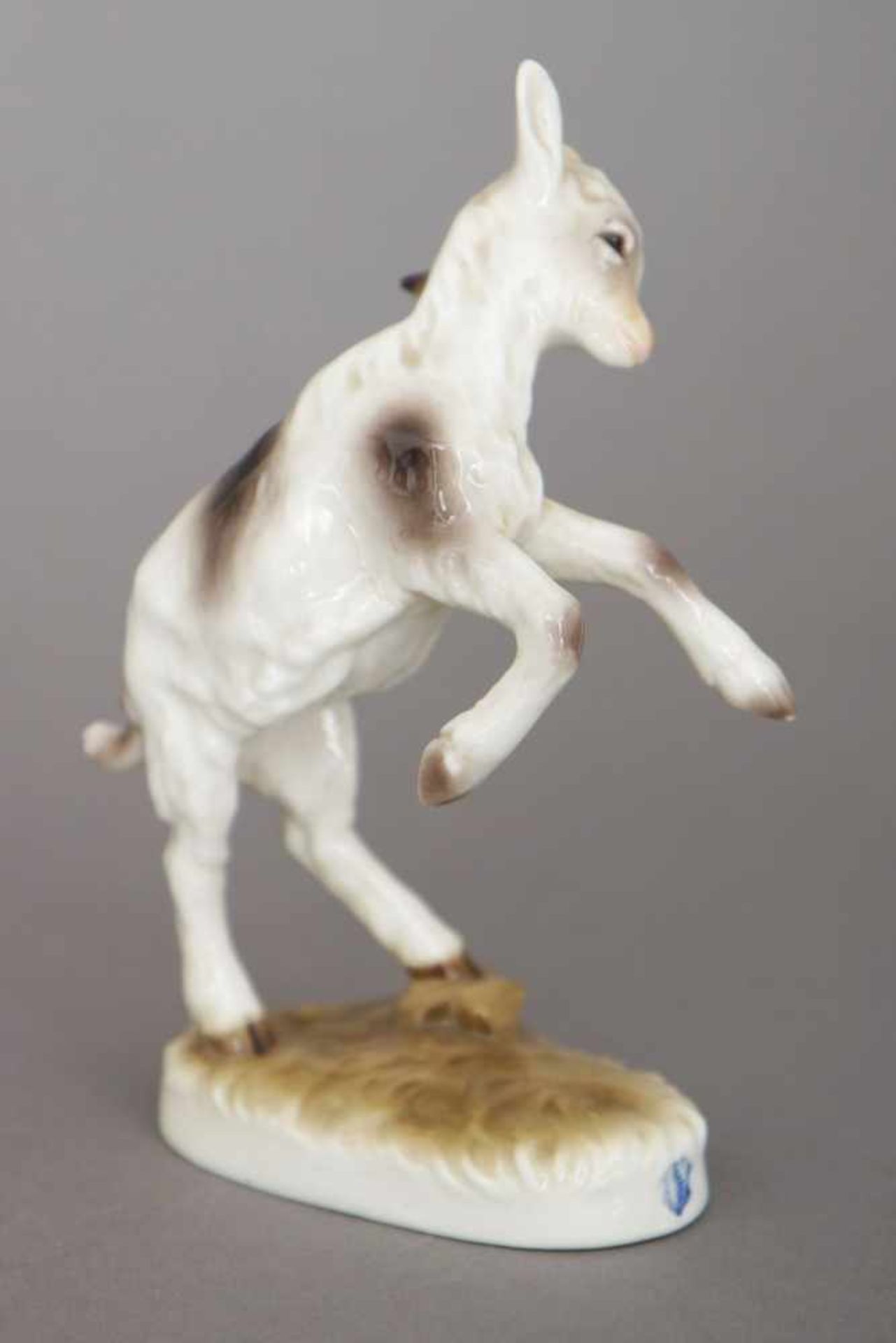 NYMPHENBURG Porzellanfigur ¨Zicklein¨farbig staffiert, H ca. 14cm - Bild 3 aus 3