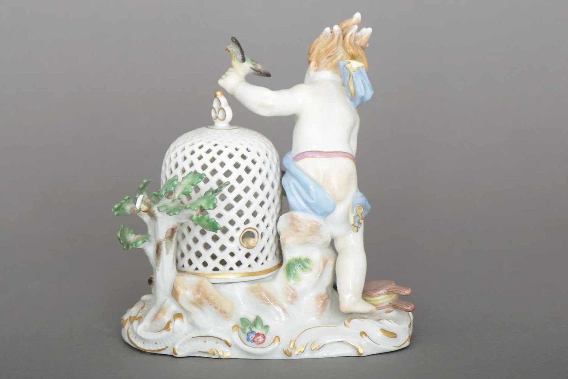 MEISSEN Porzellanfigur ¨Allegorie auf die Luft¨ aus der Serie ¨Die vier Elemente¨Entwurf J. J. - Bild 2 aus 3