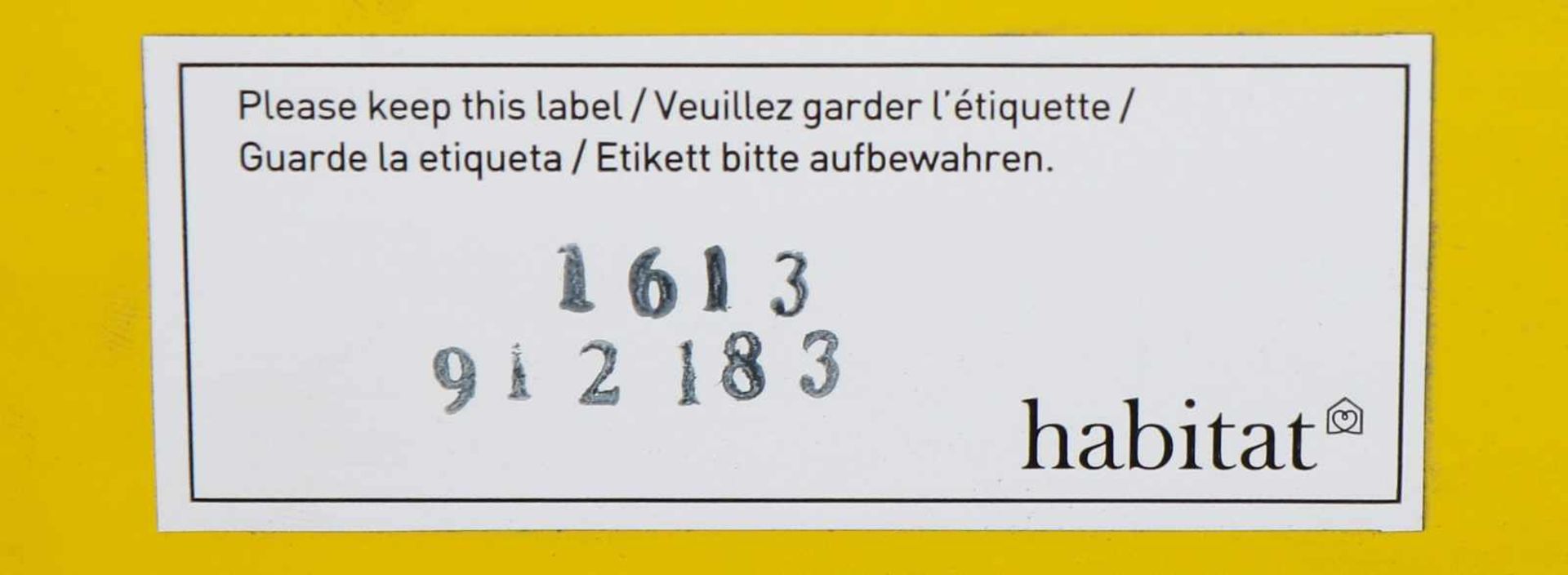 Couchtisch ¨Habitat¨gelb lackierte Metallplatte und Eichenstützen, H 35cm, B 84cm, T 42cm, leichte - Bild 2 aus 2