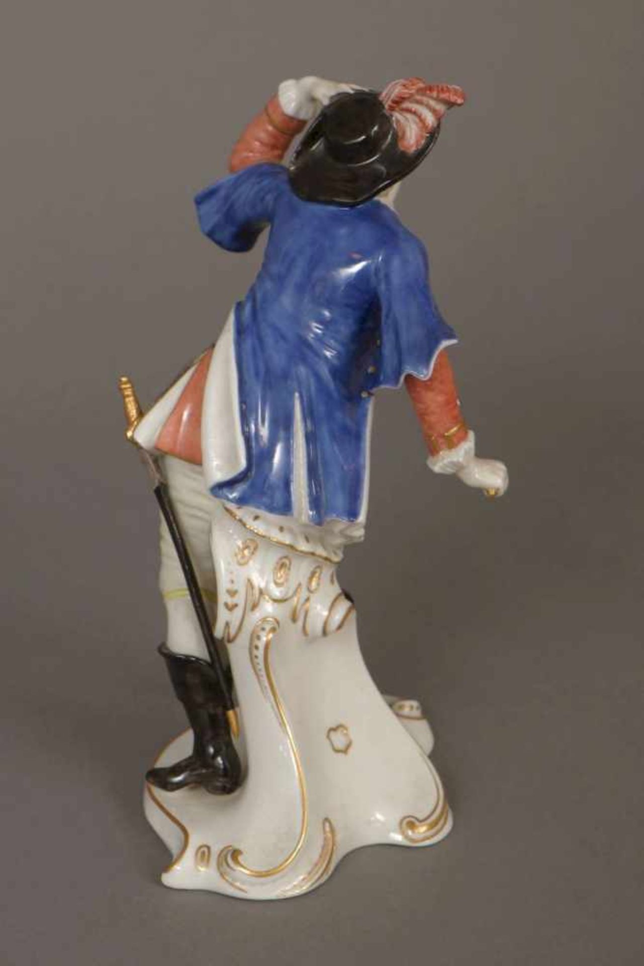 NYMPHENBURG Porzellanfigur ¨Capitano Spavento¨Entwurf FRANZ ANTON BUSTELLI (um 1760), Ausführung des - Bild 2 aus 3