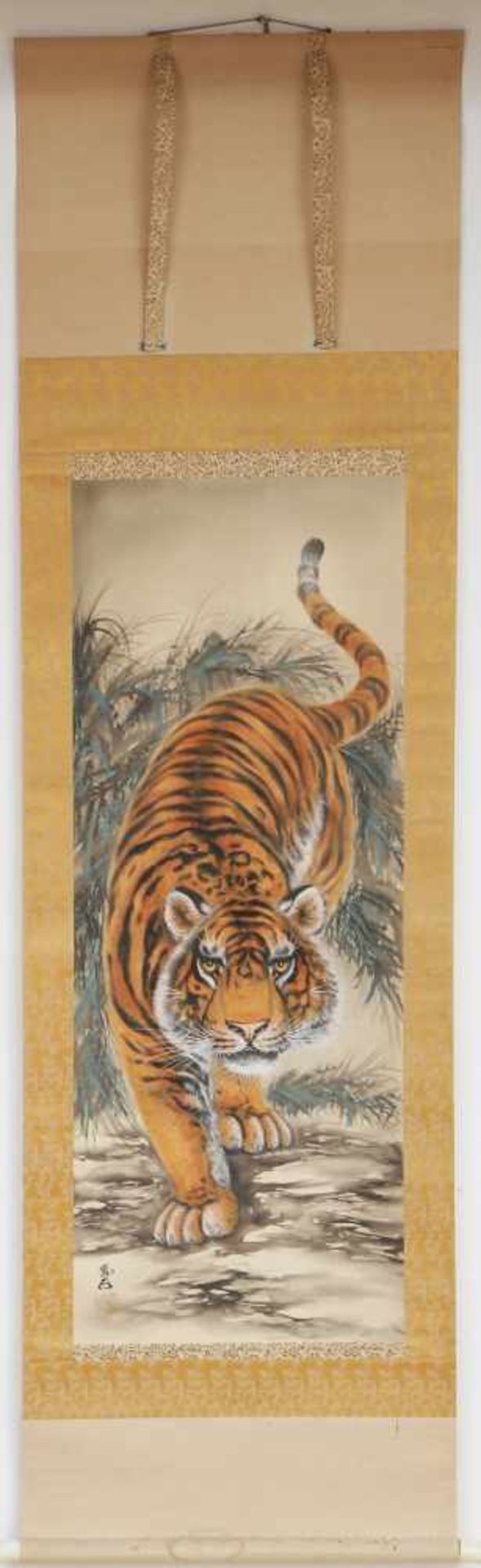 Asiatisches Rollbild ¨Tiger in Graslandschaft¨Tusche und Temperafarbe auf Papier, unten links