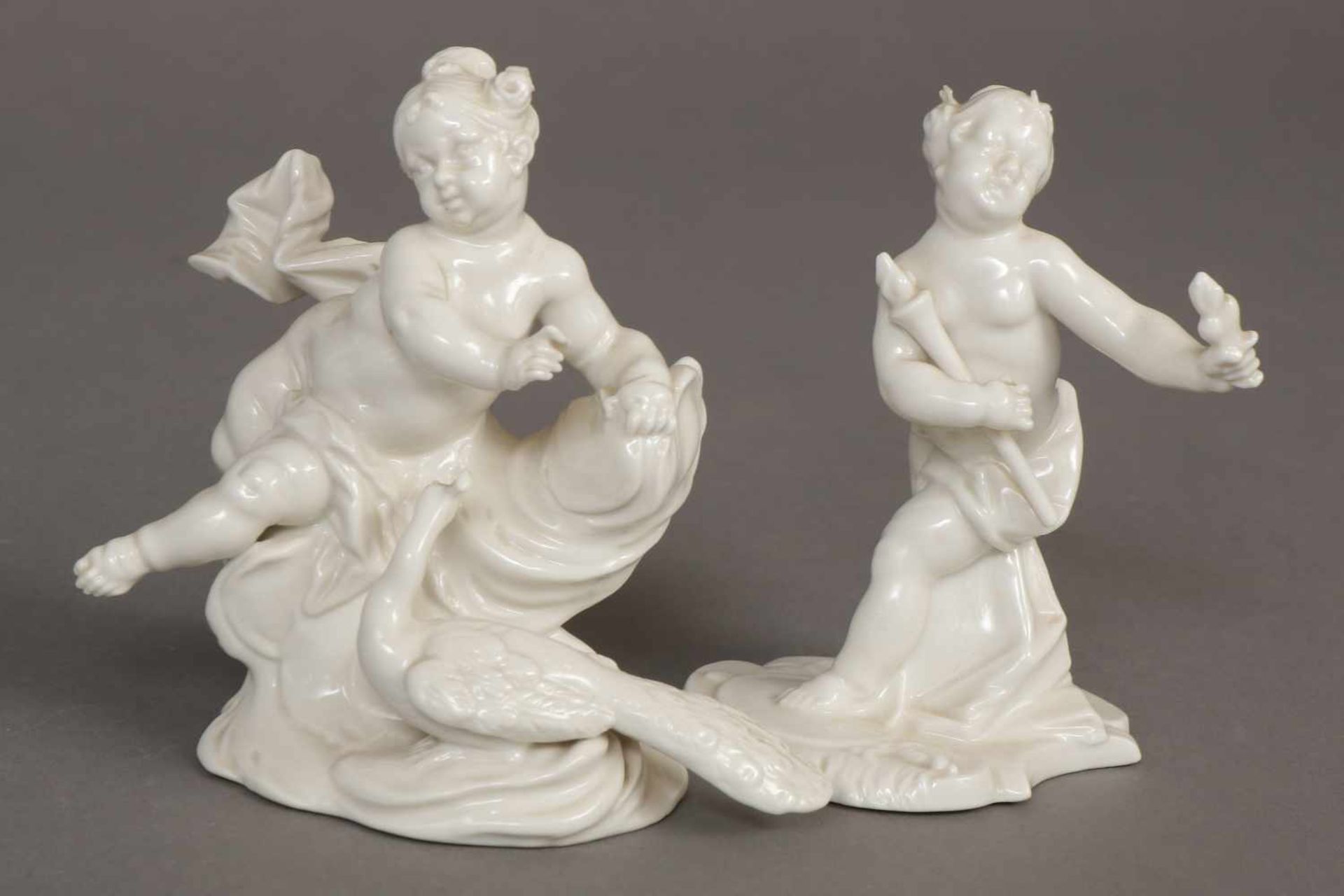 Paar NYMPHENBURG Porzellanfiguren ¨Putten¨20. Jhdt., Entwurf Franz Anton Bustelli, Putto mit