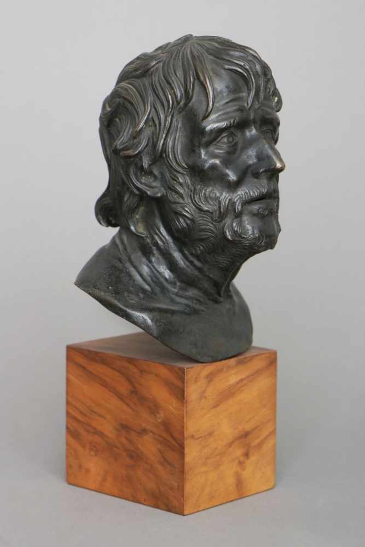 ITALIENISCHER MEISTER ¨Bildniskopf eines bärtigen Mannes (Pseudo-Seneca)¨Bronze, dunkel patiniert, - Image 2 of 4