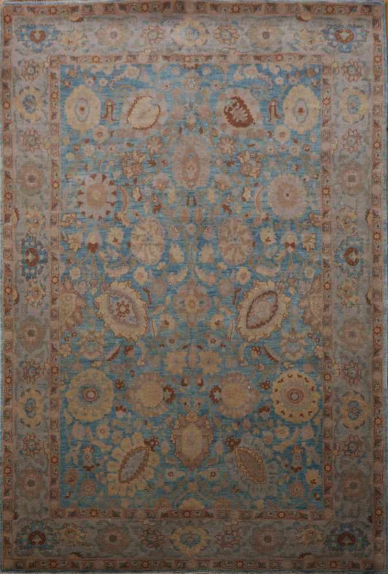Teppich, TäbrizKorkwolle mit Naturfarben, blaugrundig (hell, antikisiert) mit beigem Blüten- und