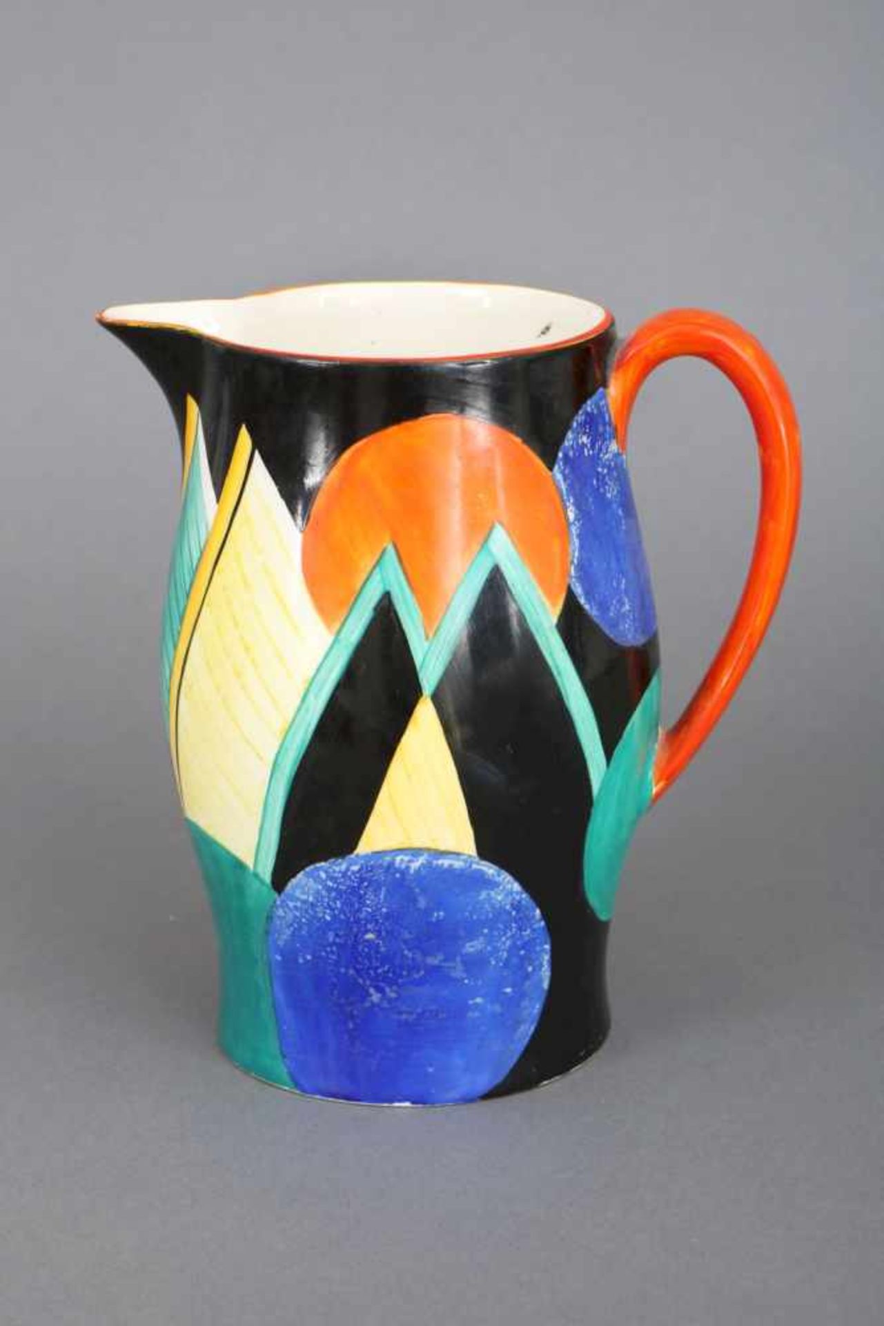 SUSIE COOPER KeramikkrugAusführung Gray´s Pottery, England, um 1930, bauchiger Krug mit Ohrenhenkel,