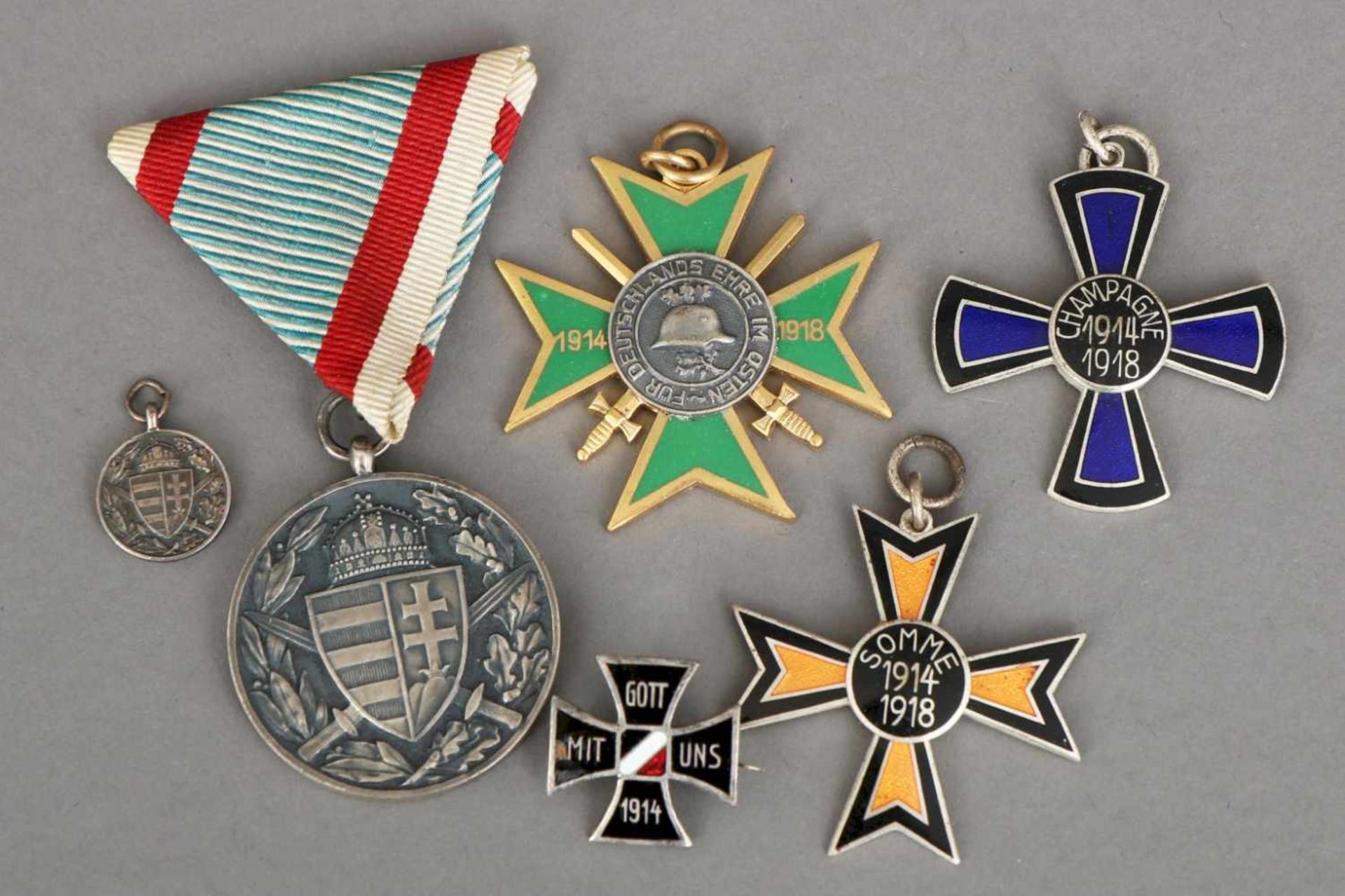 3 Ehrenkreuze des Ehrenbundes sächsischer Weltkriegsteilnehmeru.a. Somme-Kreuz, Champagne-Kreuz