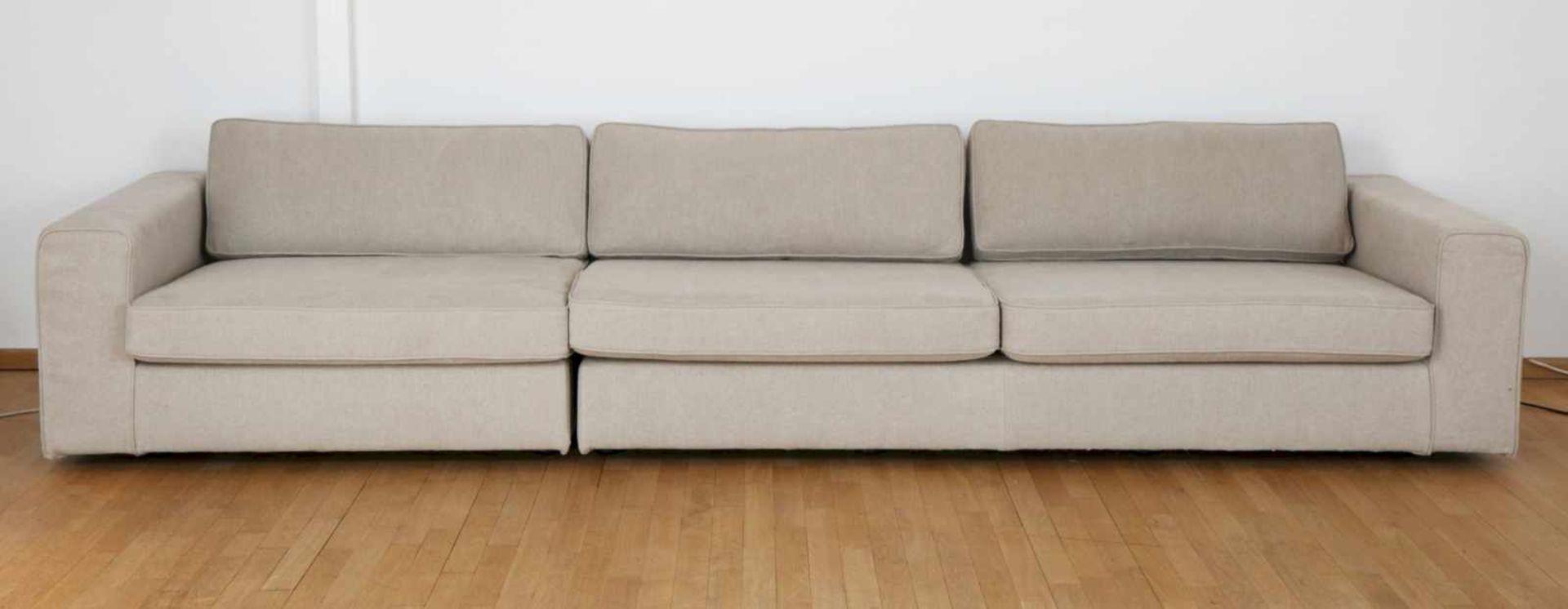 Großes JON EDWARDS 3-Sitzer Sofa ¨Denver¨strenge, eckige Form, neuer, heller Leinenbezug (Angelika