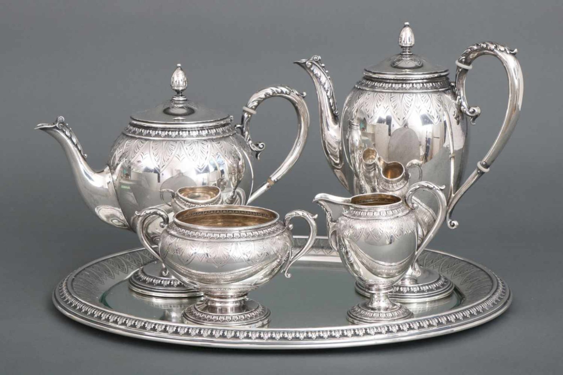 Silber Kaffee- und Teeservice, Wilkens um 1900800er Silber, bestehend aus 1 Kaffeekanne, 1 Teekanne,