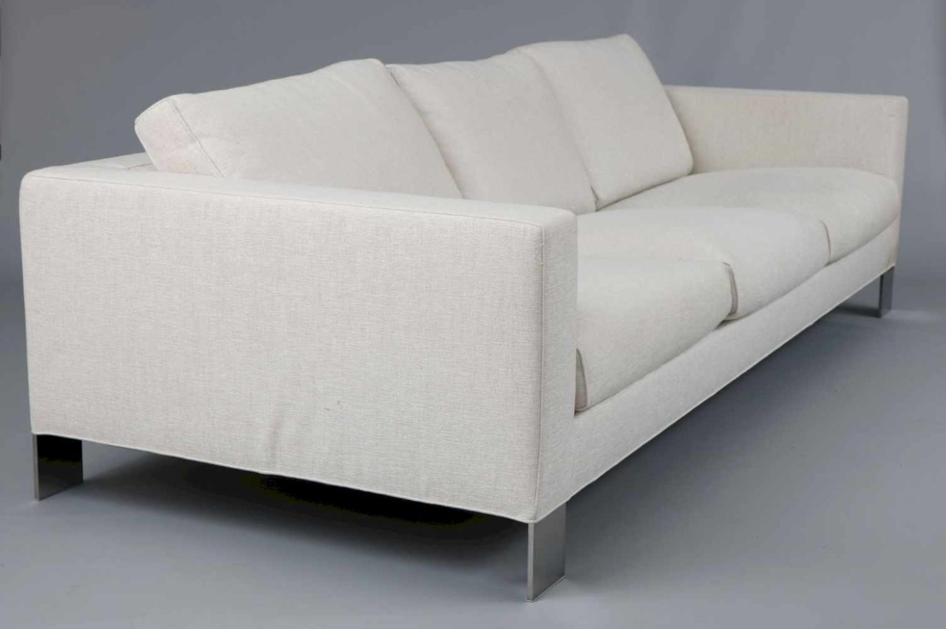 MINOTTI Sofa Modell Suitcase, 3-sitzer, heller Stoffbezug (meliertes Mischgewebe, Leinen/Baumwolle),
