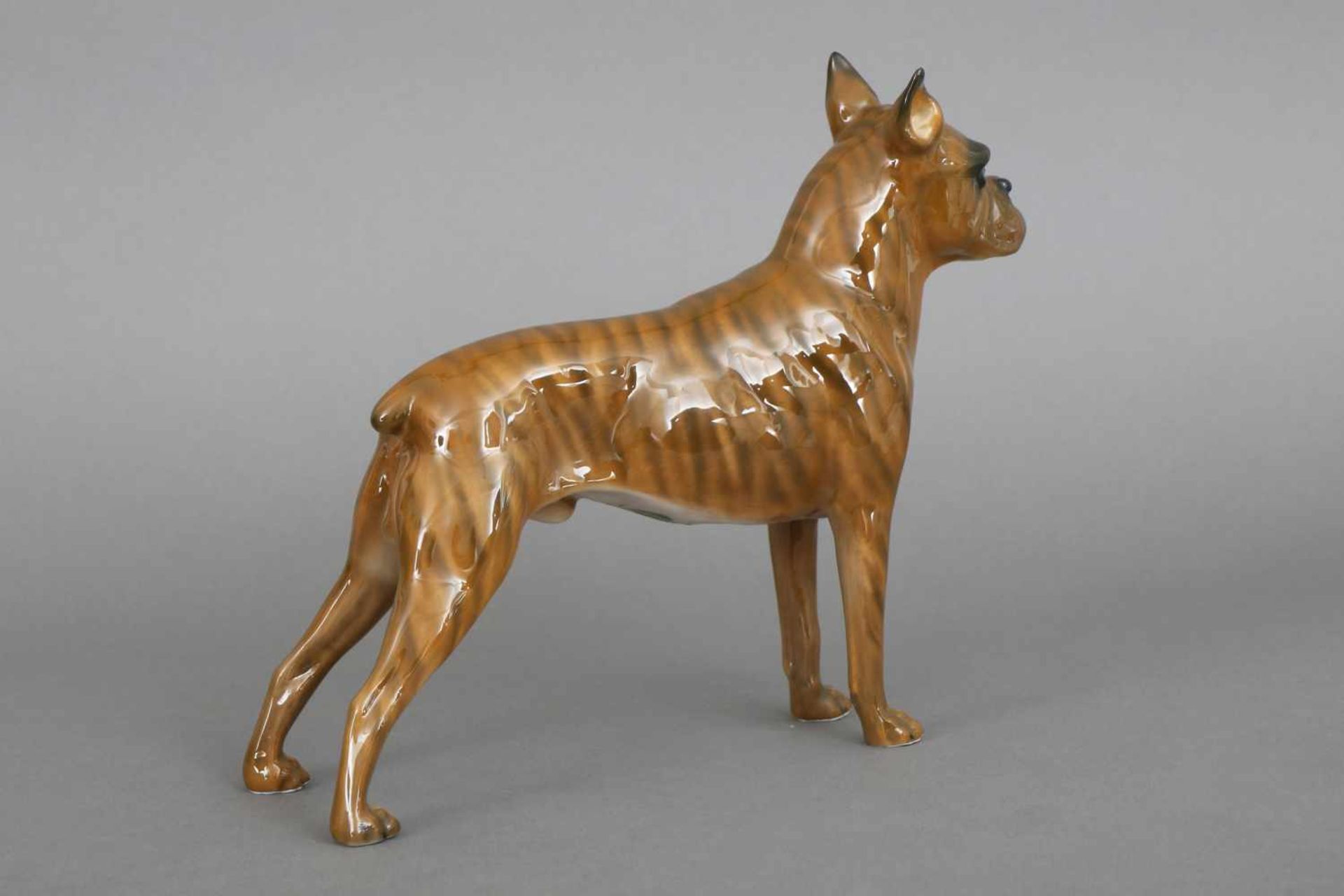 ROSENTHAL Porzellanfigur ¨Boxer¨ (stehender Hund)um 1980, naturalistische Farbbemalung, am Boden ¨ - Bild 2 aus 3