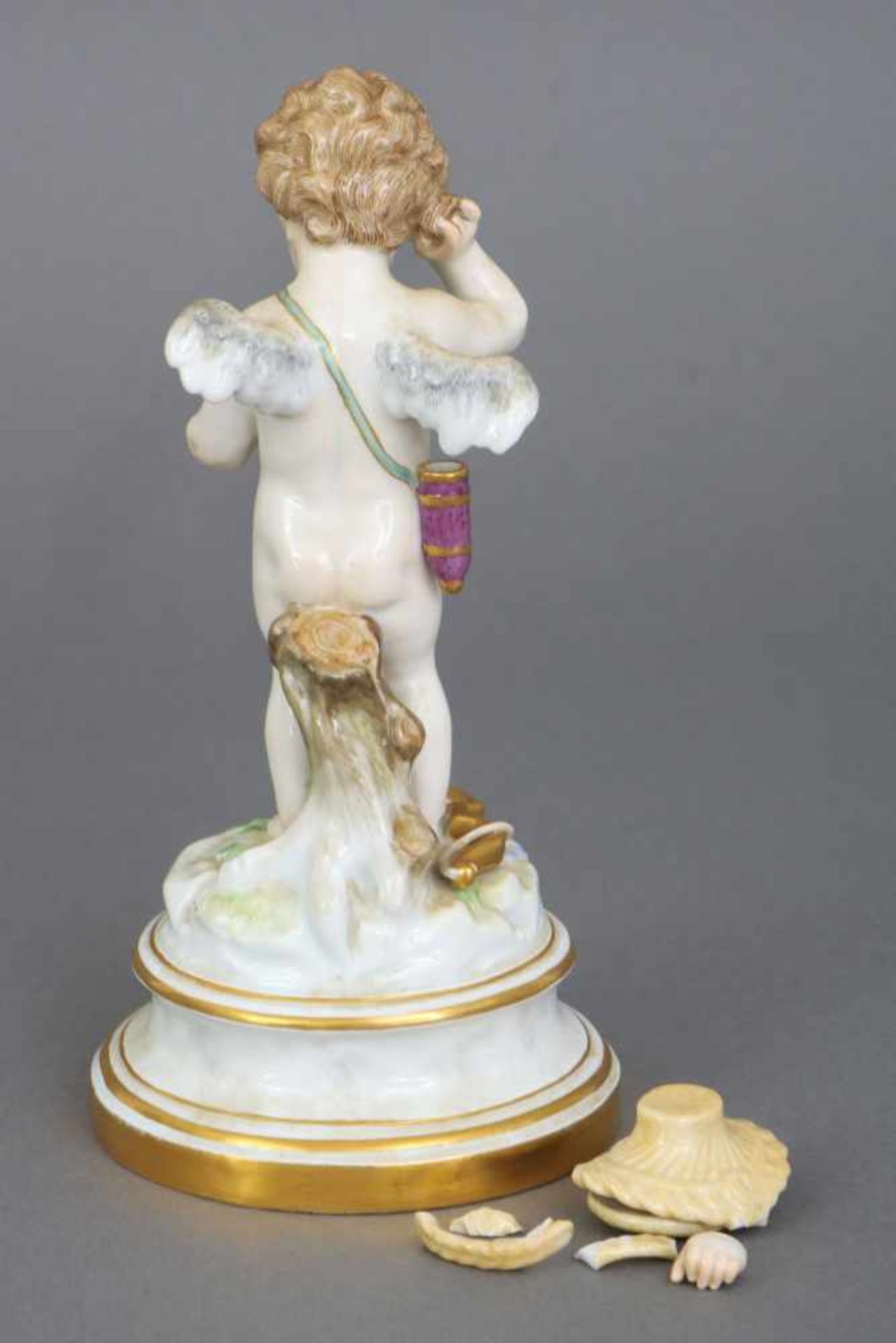 MEISSEN Porzellanfigur ¨Amor, enttäuscht¨Entwurf Heinrich SCHWABE, aus einer Serie von 27 Figuren, - Bild 2 aus 4