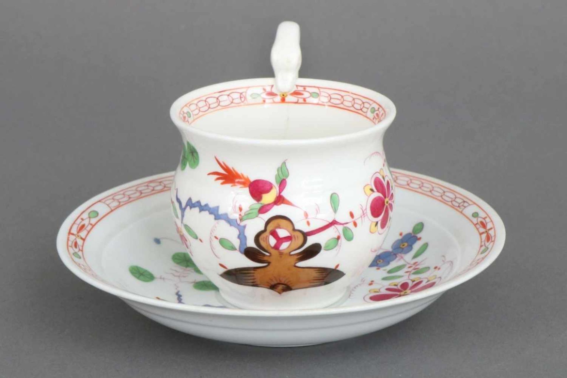 MEISSEN Schwanenhalstasse mit ¨Fels und Vogel¨ Dekor19. Jahrhundert (Knauf-Schwerter), Empire-Form - Image 2 of 3