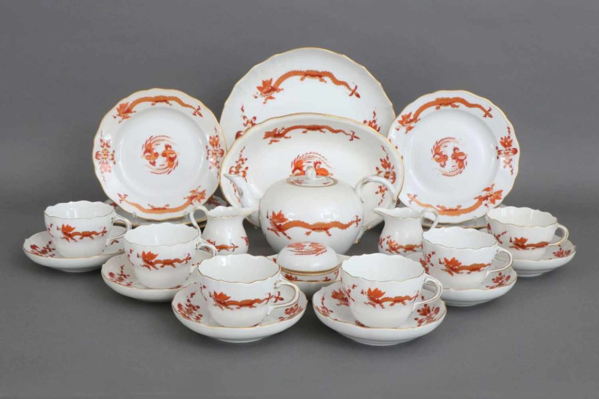 MEISSEN Kaffee-/TeeserviceDekor ¨Reicher (roter) Hofdrache¨, bestehend aus 1 Teekanne, 6 (Kaffee-)