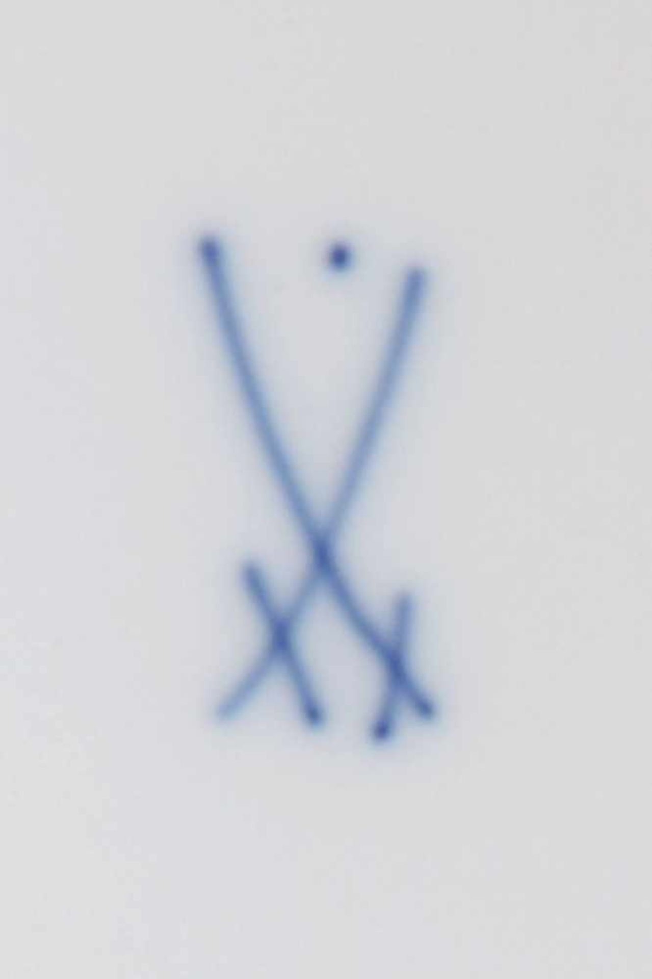 Konvolut MEISSEN PorzellanDekor ¨Reicher (roter) Hofdrache¨, bestehend aus 4 Kuchentellern (D 21, - Image 2 of 2