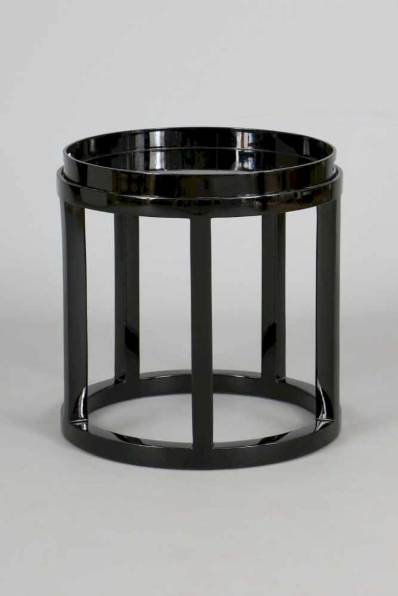 LAMBERT Beistell-/Tablett-TischchenHolz, schwarz lackiert, rund, abnehmbares Tablett mit 2 - Bild 2 aus 2