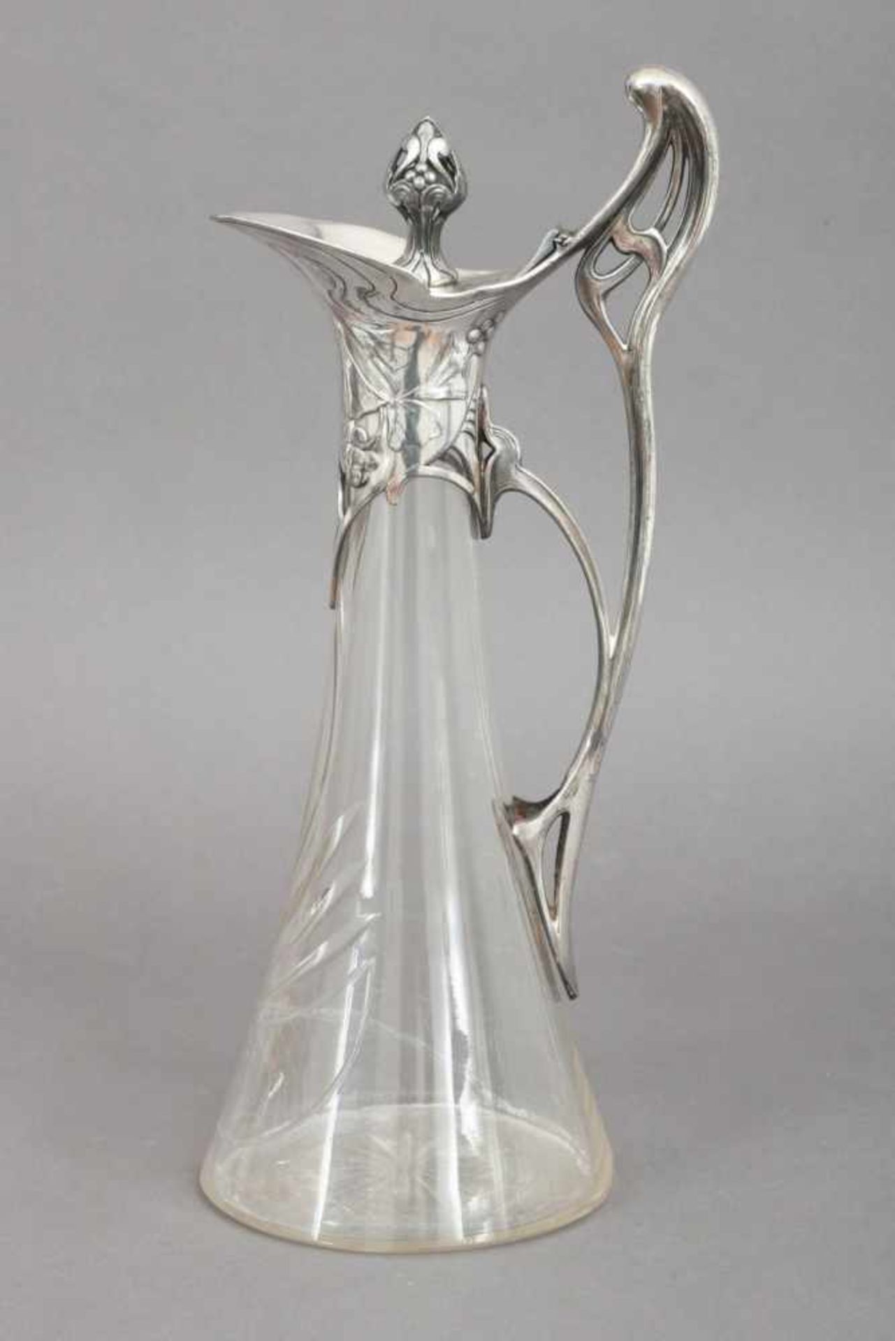 WMF Jugendstil Weinkaraffefarbloses Kristall, geschliffen, um 1900, versilberte Zinnmontur mit