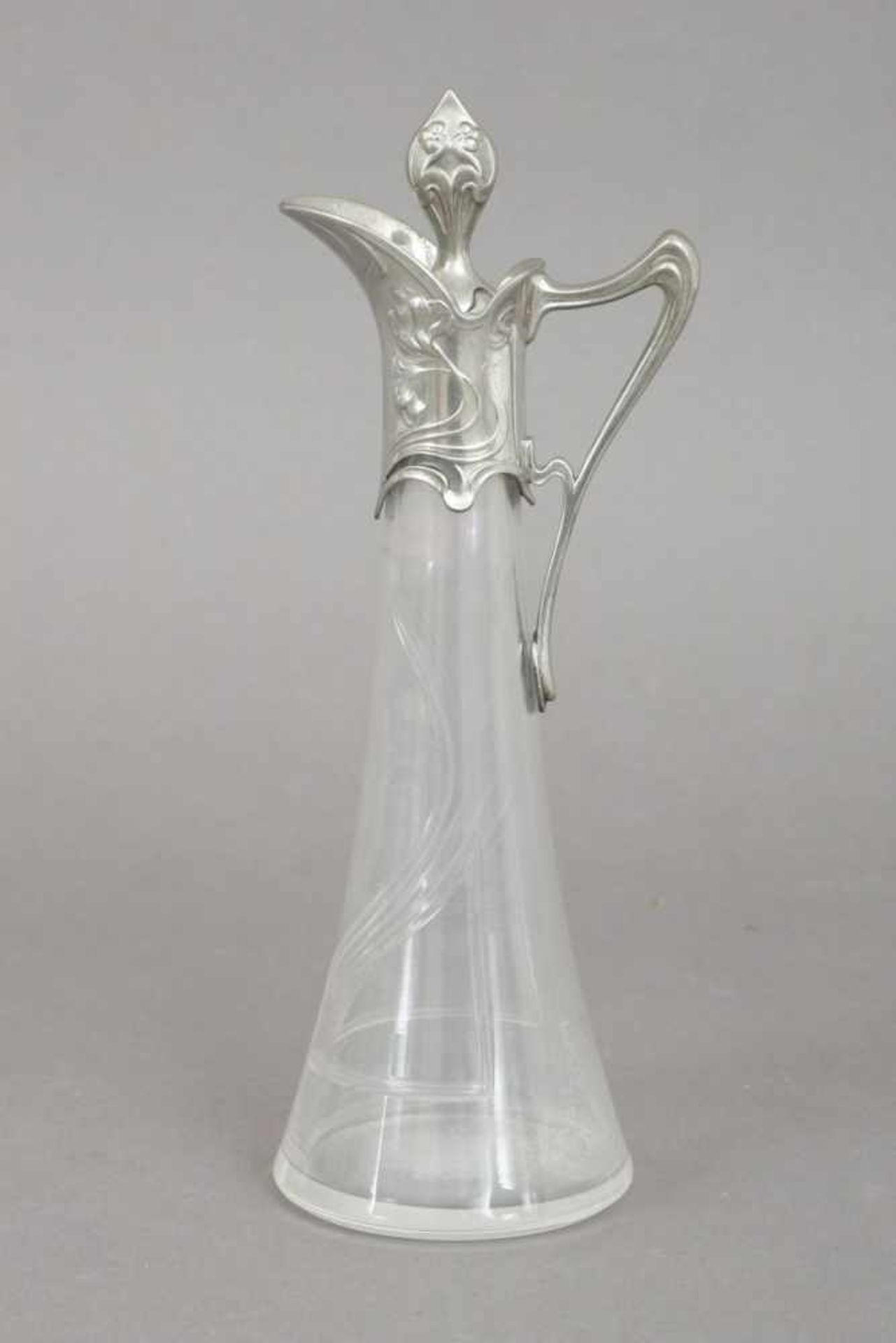 WMF Jugendstil Likörkaraffefarbloses, geschliffenes Glas und versilberte Montur, um 1900,