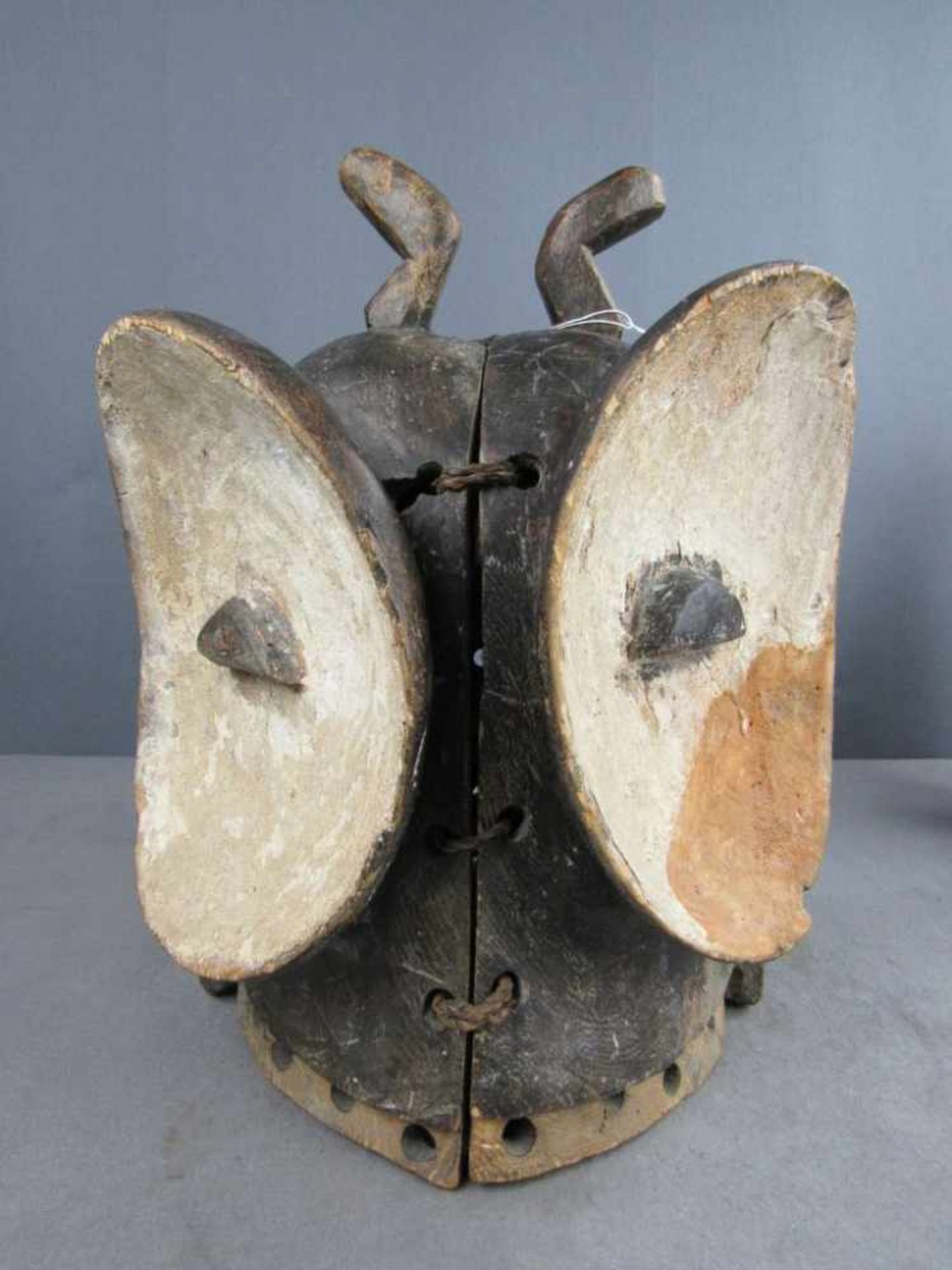 Helm/Maske Afrika/ Benin ca 1920 aus hochwertiger ethnologischer Sammlung, die Maske wurde 1968 - Bild 5 aus 10