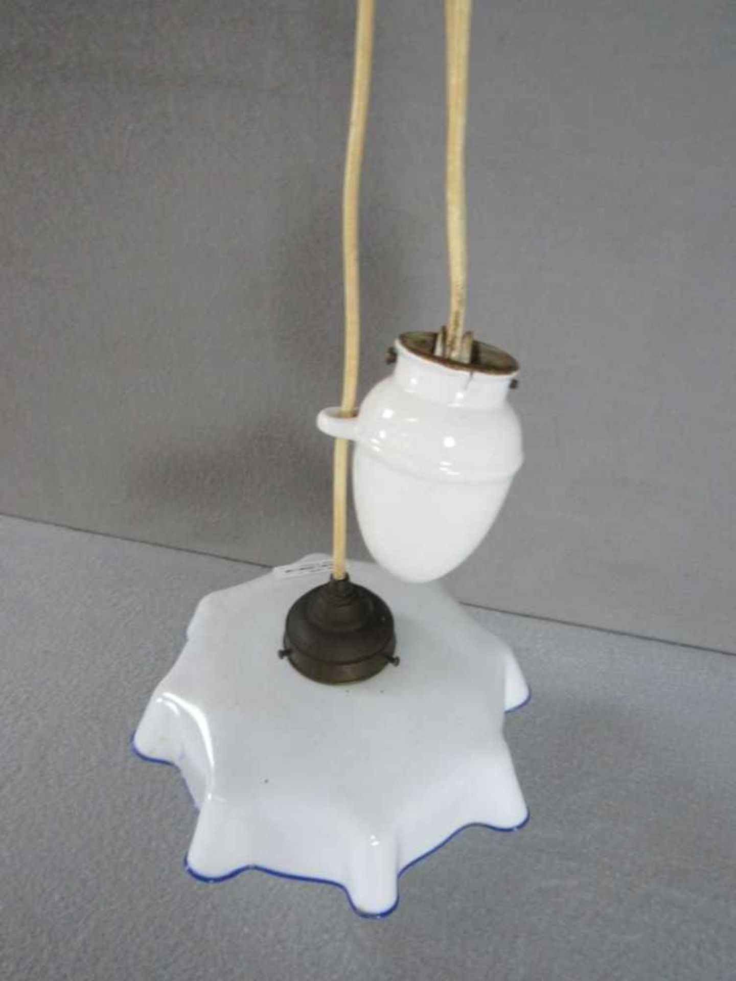 Deckenlampe um 1920 Taschentuchschirm mit Gewicht Durchmesser:ca 26cm - Bild 2 aus 2