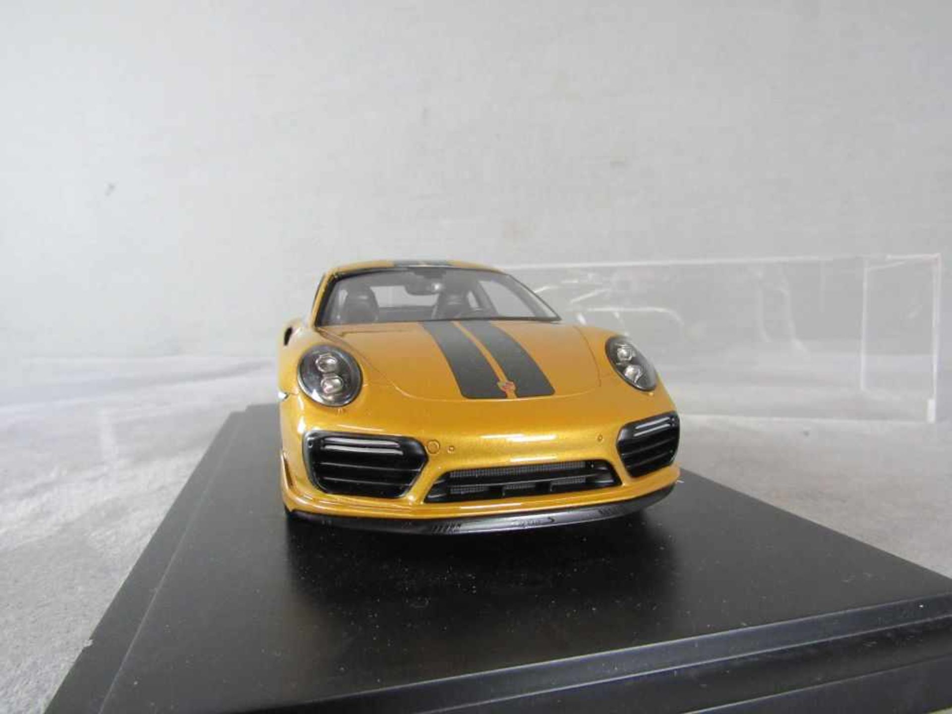 Modelauto Porsche Original Porsche-Modell im Maßstab 1:18 in original Box unbespieltes - Bild 4 aus 5