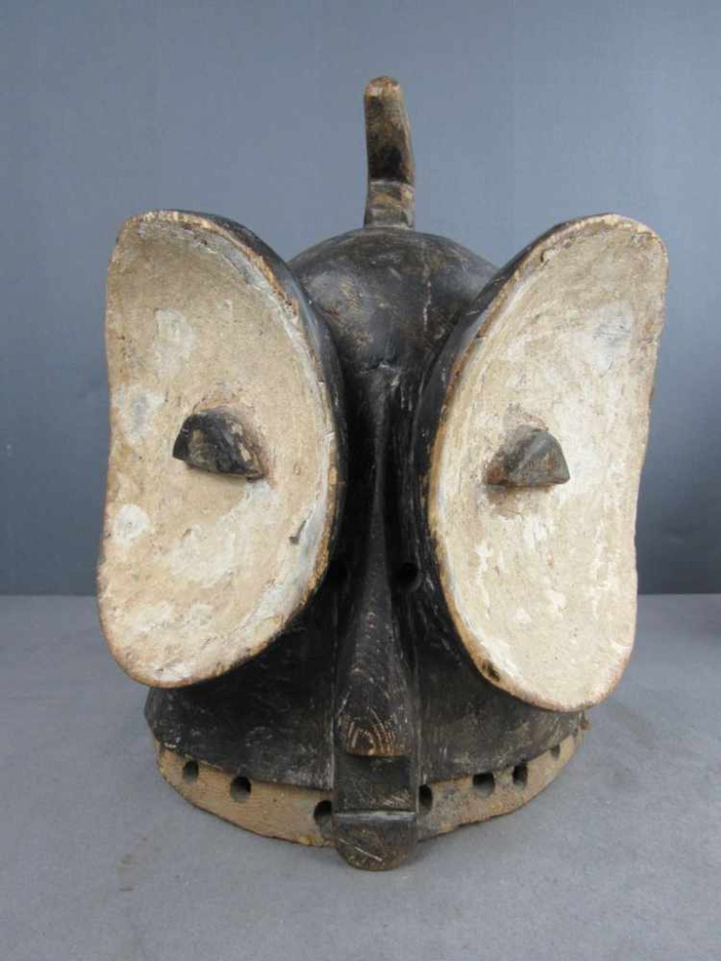 Helm/Maske Afrika/ Benin ca 1920 aus hochwertiger ethnologischer Sammlung, die Maske wurde 1968 - Bild 4 aus 10