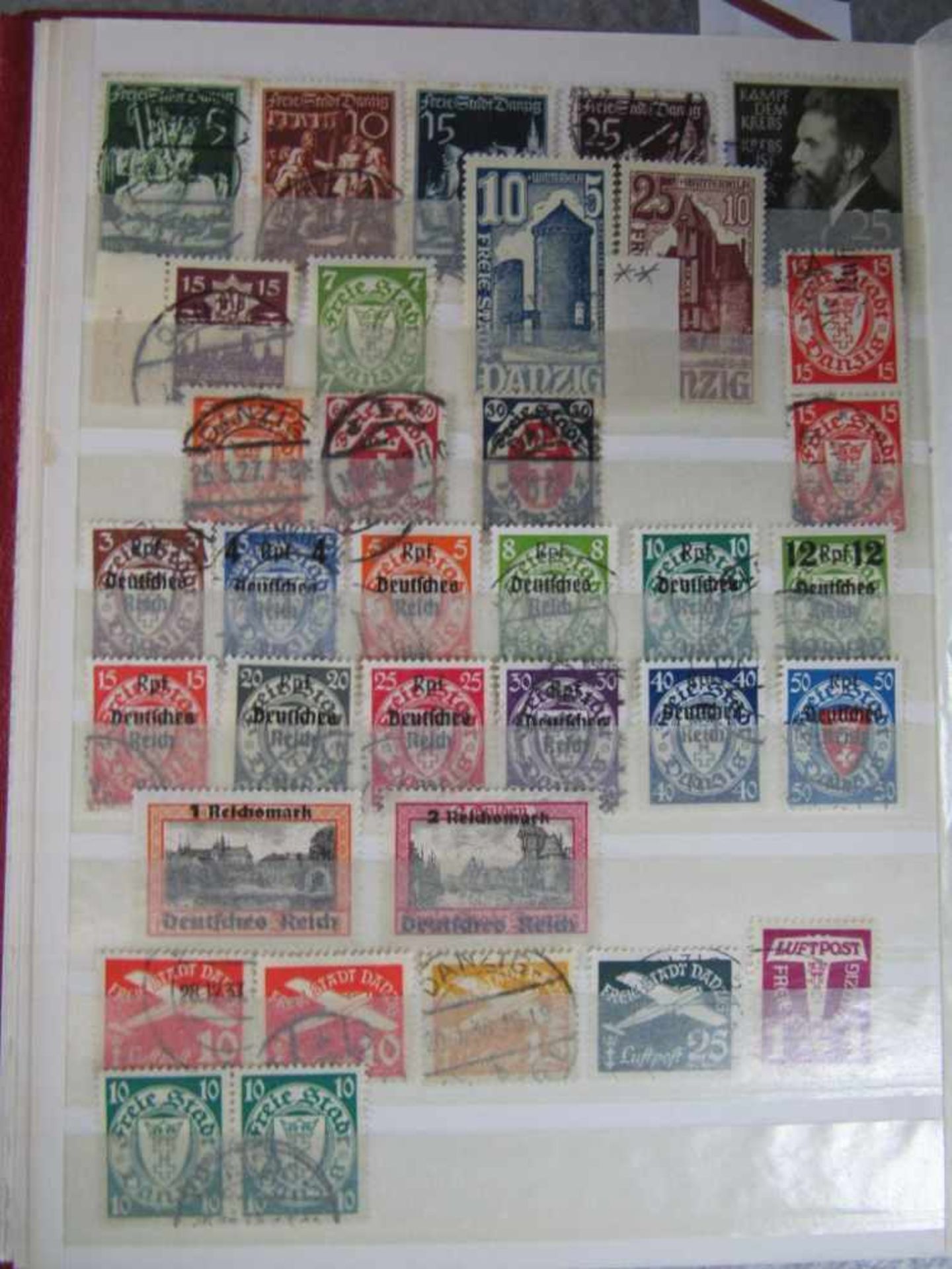 Briefmarken guter Restnachlaß im Karton kleine Fundgrube mit deutschen Marken in Tüten Auswahlheft - Bild 5 aus 9
