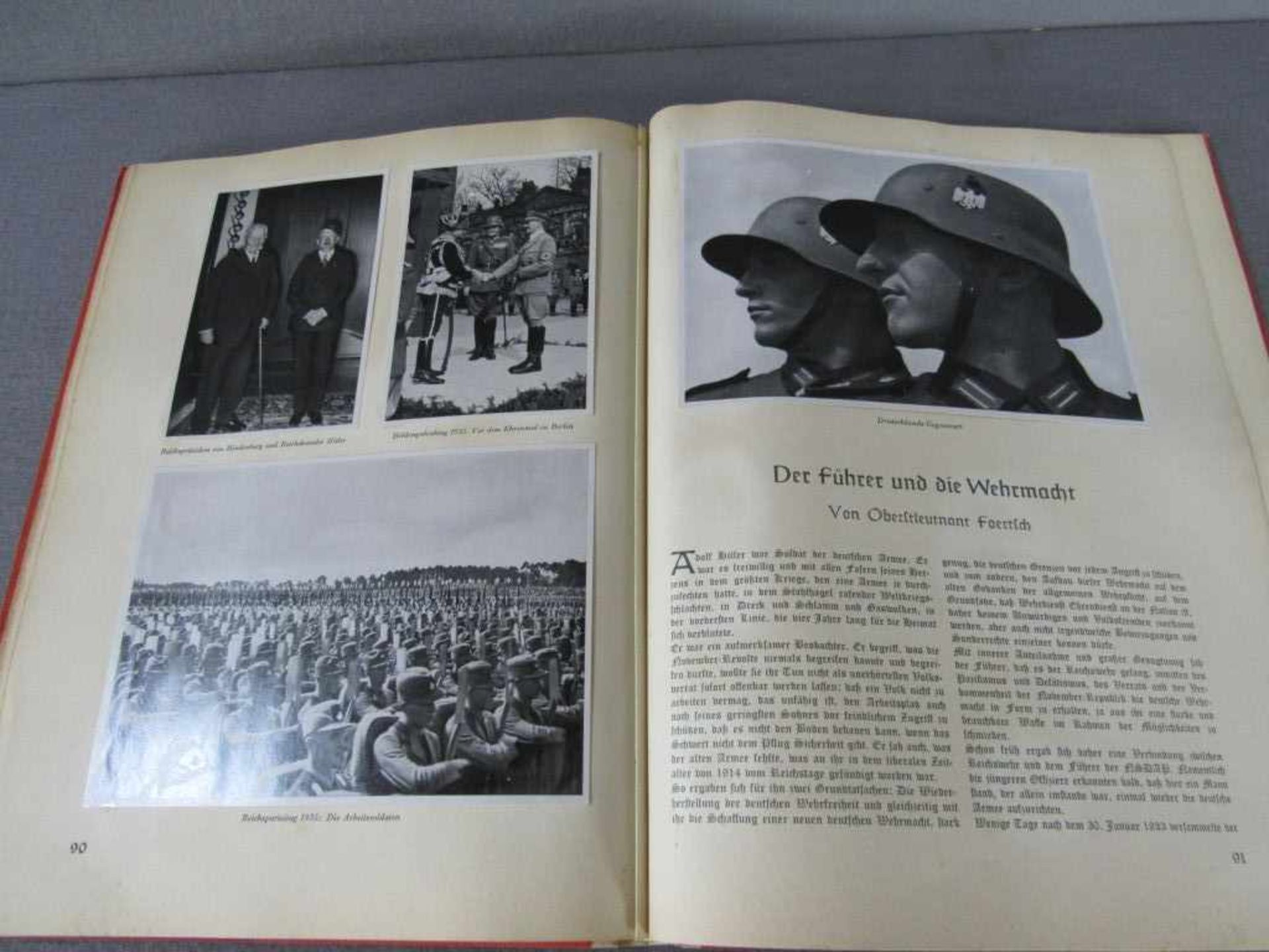 Zigarettenbilderalbum Adolf Hitler in original Schuber dieser gerissen komplett - Bild 3 aus 4